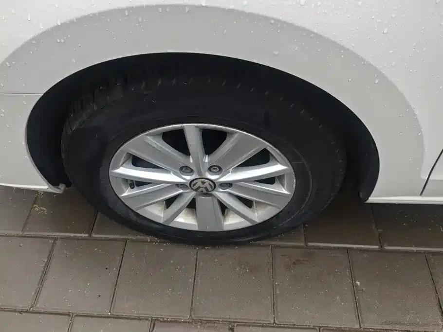 Jetta 2017 1.5L Manual Fashion Edition — миниатюра 6