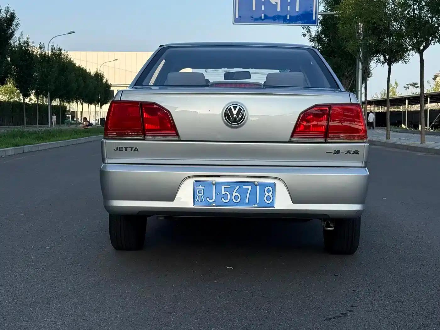 Jetta 2010 1.6L Partner — миниатюра 12