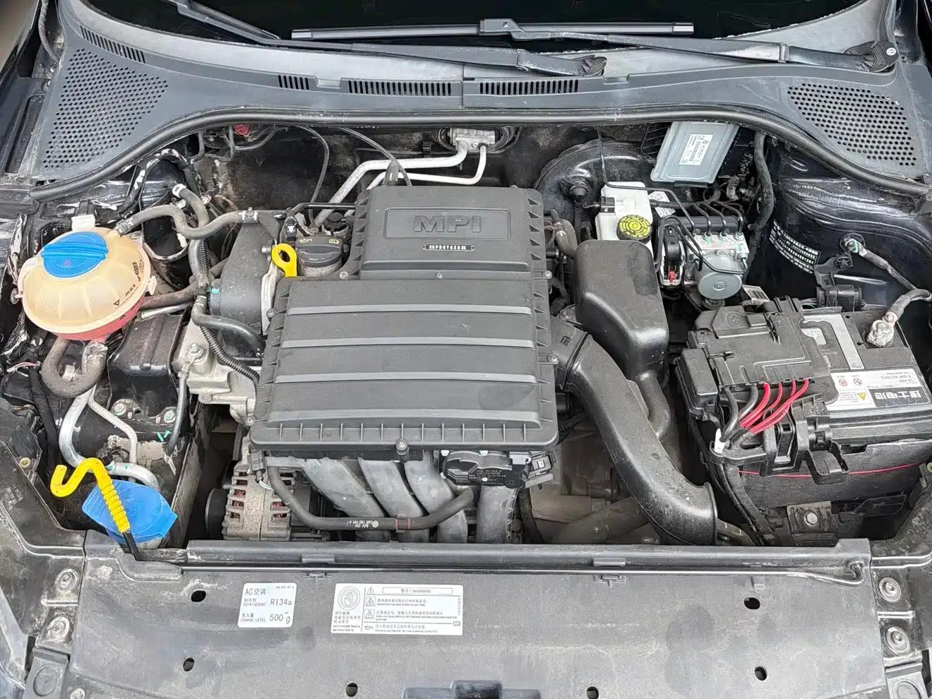 Jetta 2015 Value Edition 1.6L Manual Comfort Model — миниатюра 13