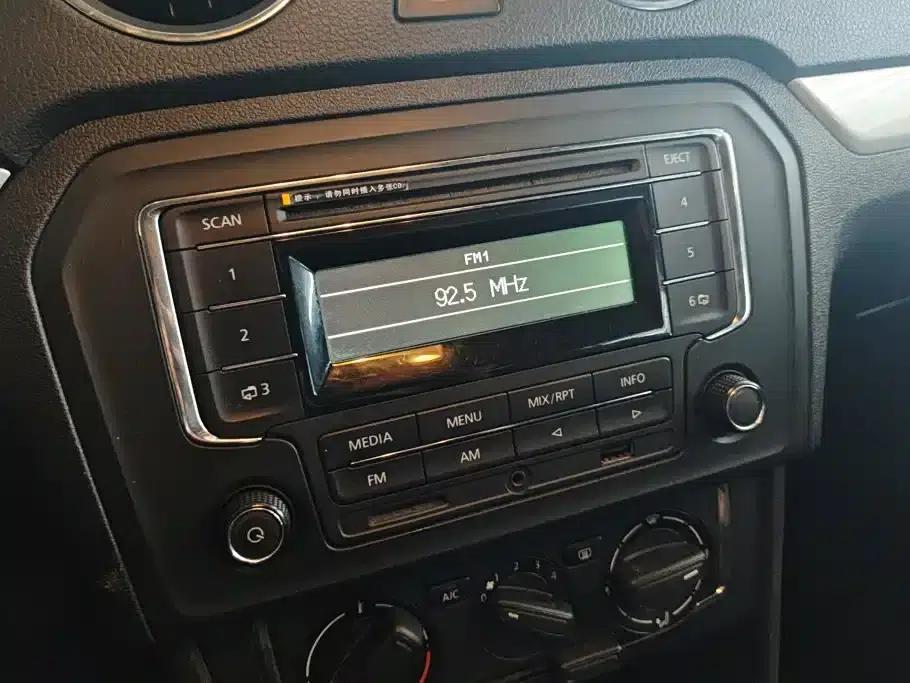 Jetta 2013 1.6L Manual Comfort Model — миниатюра 13