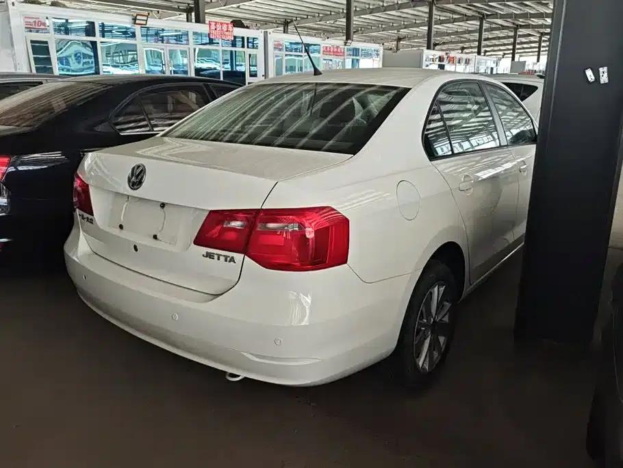 Jetta 2013 1.6L Manual Comfort Model — миниатюра 3