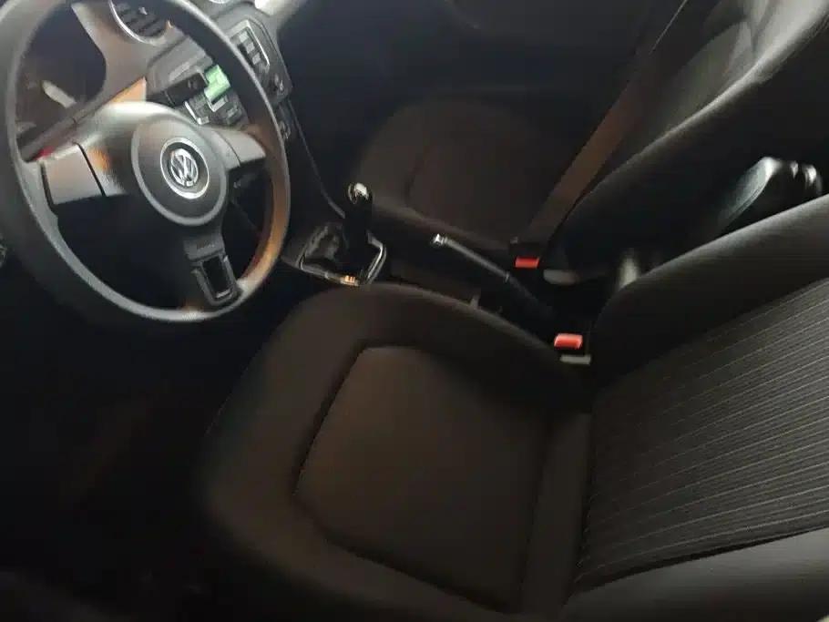 Jetta 2013 1.6L Manual Comfort Model — миниатюра 9