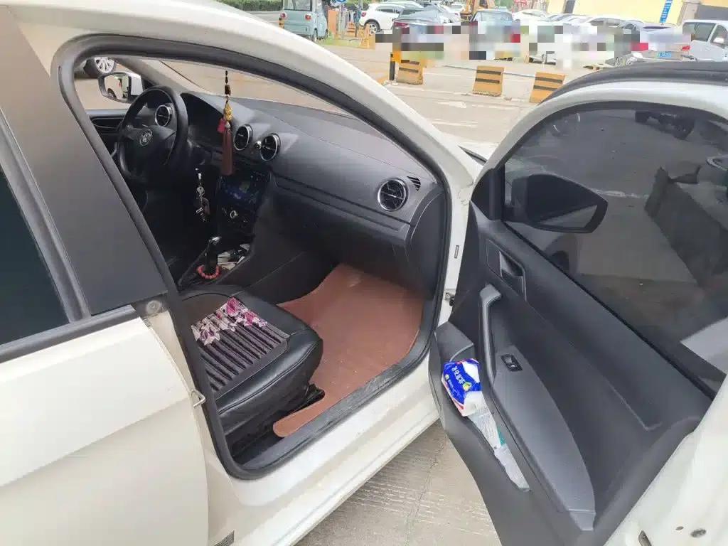Jetta 2017 1.5L Automatic Fashion Edition — миниатюра 20