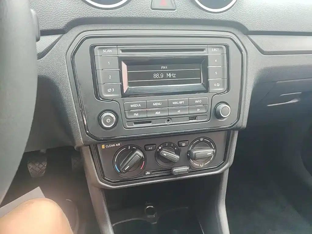 Jetta 2017 1.4L Manual Fashion Edition — миниатюра 13