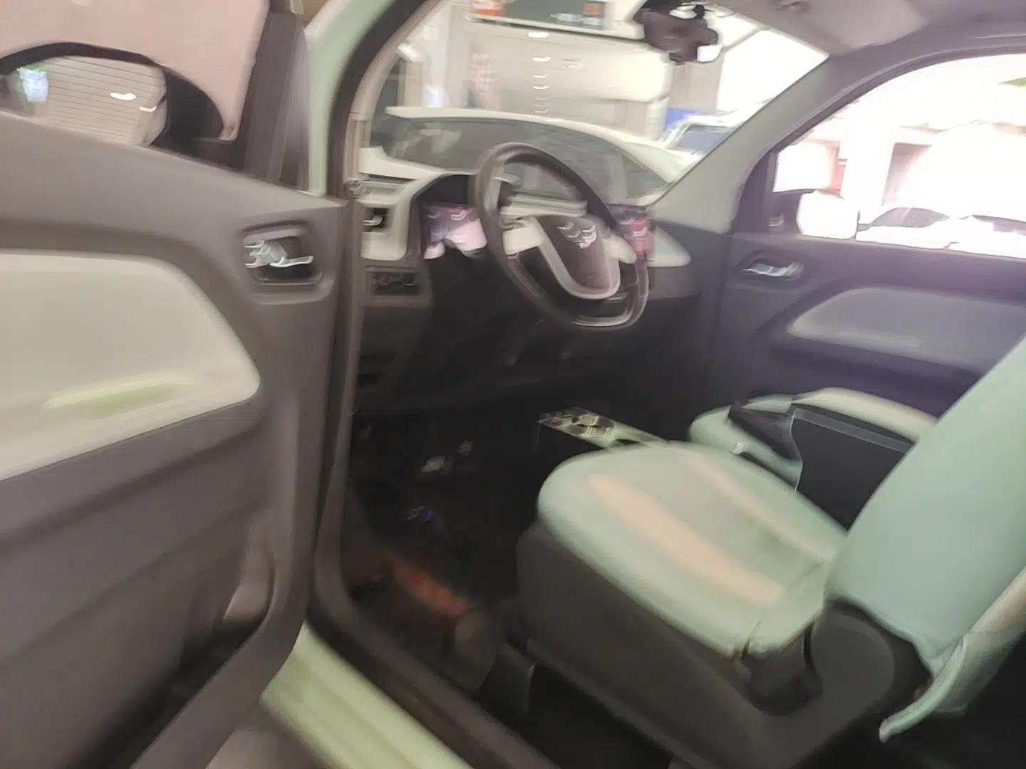 Wuling Hongguang MINIEV 2021 Macaron Fashion Model Lithium Iron Phosphate — миниатюра 27