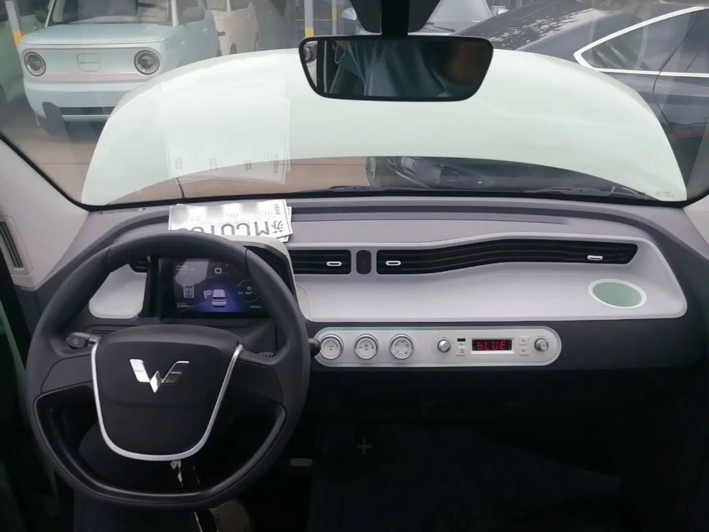 Wuling Hongguang MINIEV 2021 Macaron Fashion Model Lithium Iron Phosphate — миниатюра 12