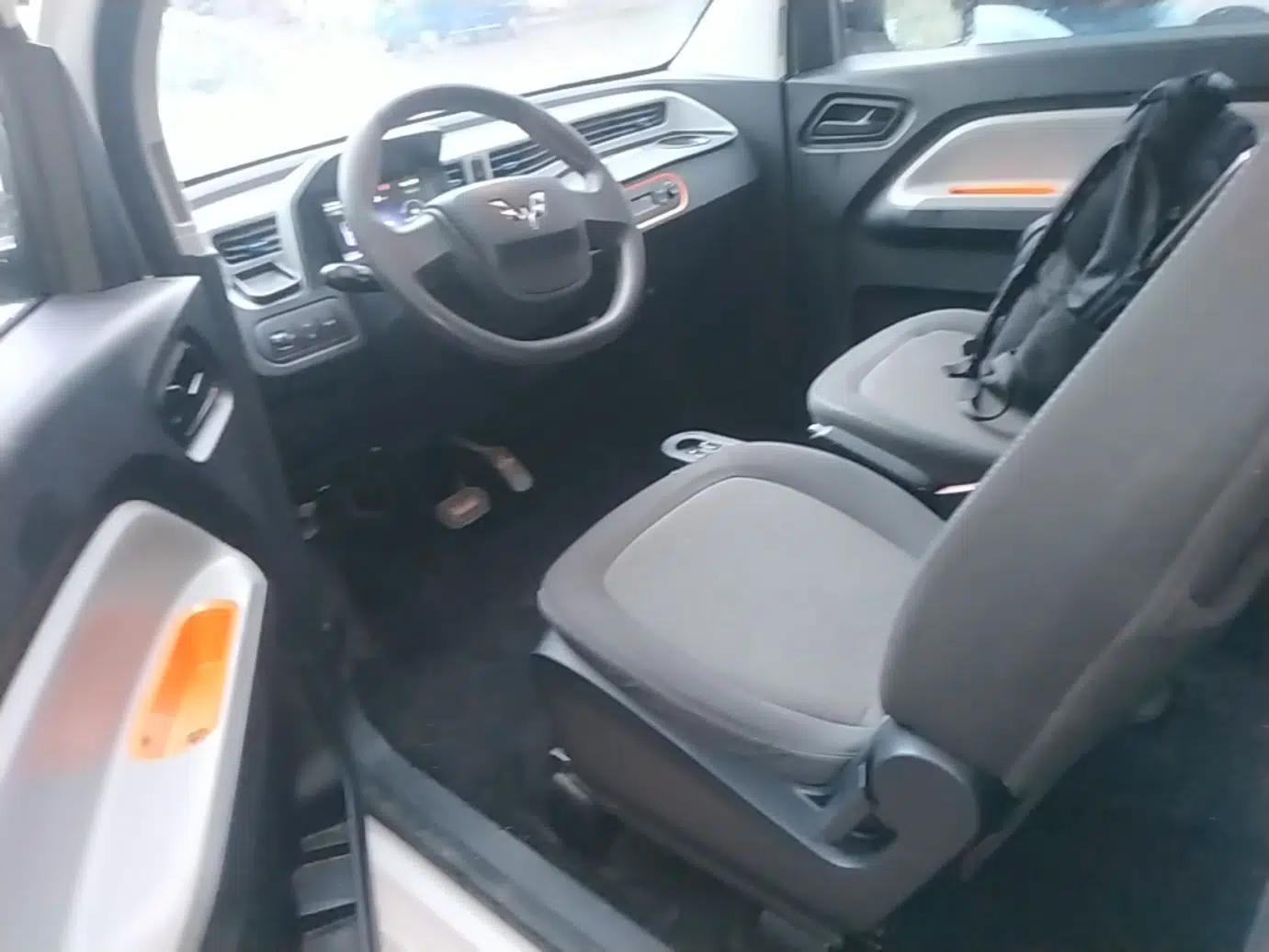 Wuling Hongguang MINIEV 2020 Enjoyment Model Lithium Iron Phosphate — миниатюра 17