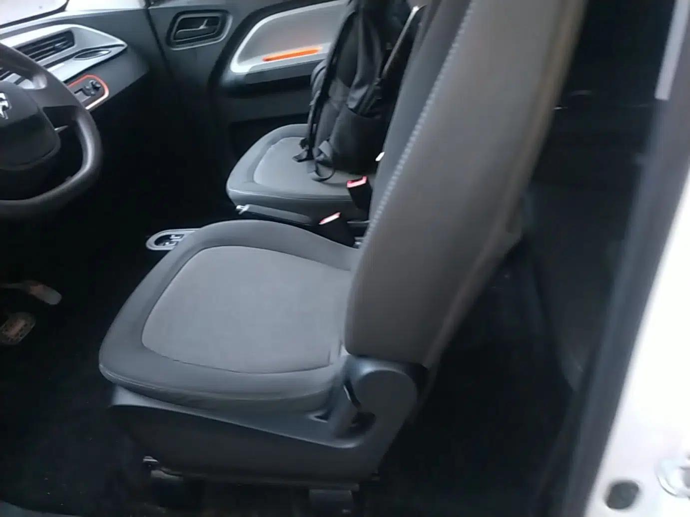 Wuling Hongguang MINIEV 2020 Enjoyment Model Lithium Iron Phosphate — миниатюра 20