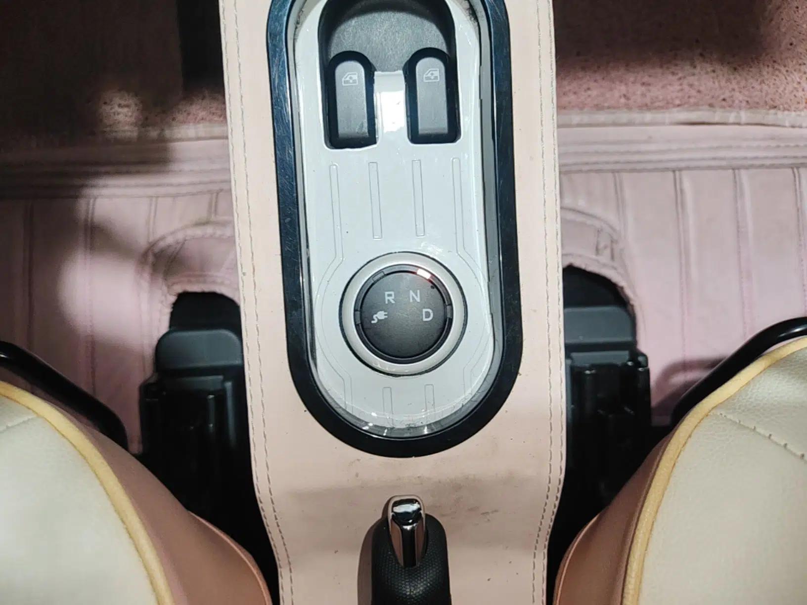 Wuling Hongguang MINIEV 2021 Macaron Premium Model – Lithium Iron Phosphate — миниатюра 16