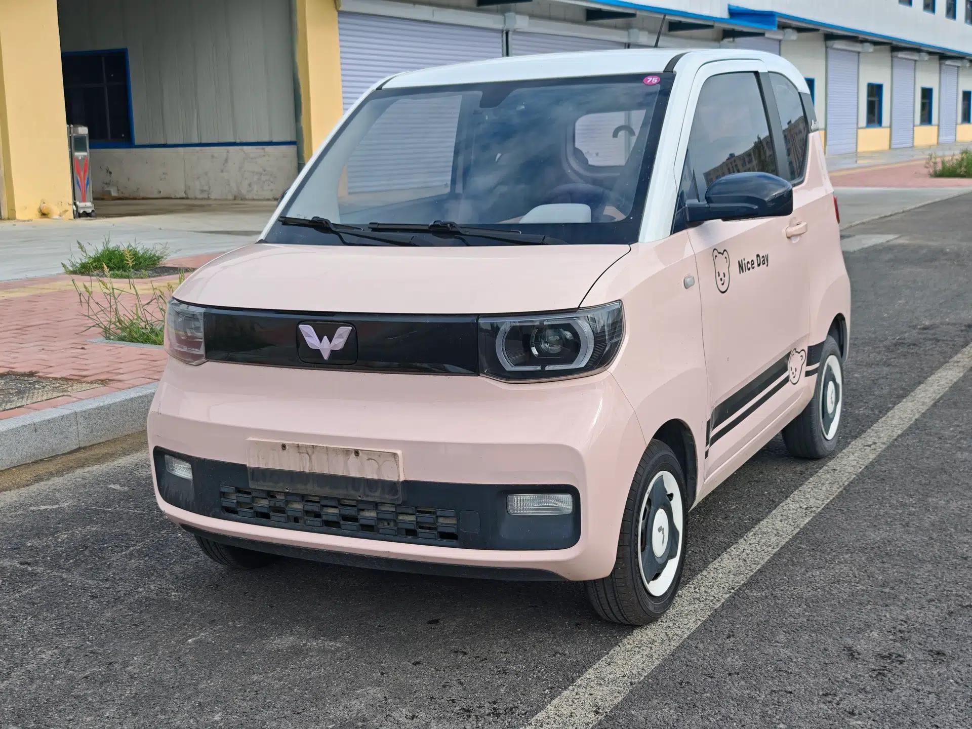 Wuling Hongguang MINIEV 2021 Macaron Premium Model – Lithium Iron Phosphate — миниатюра 1