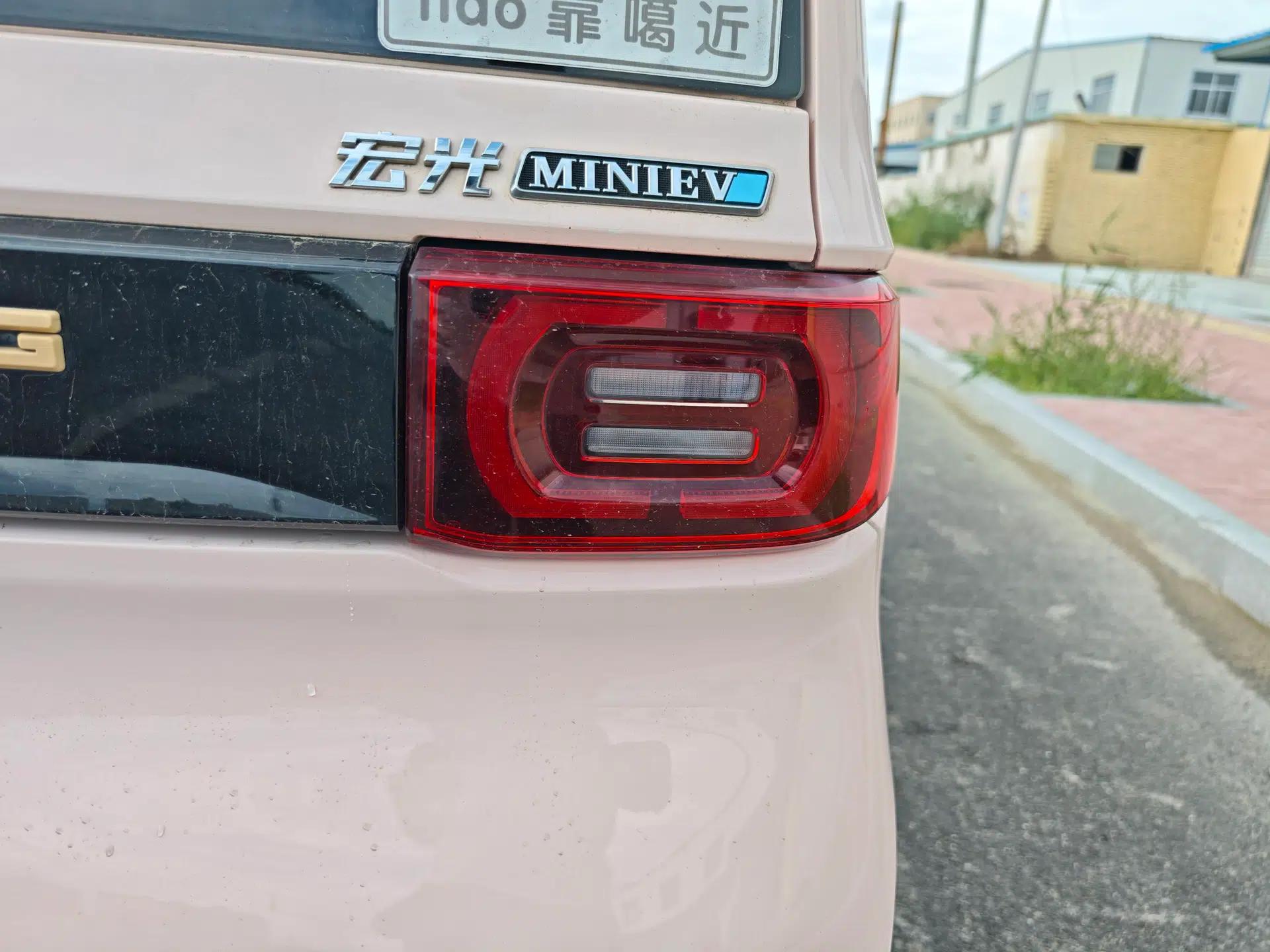 Wuling Hongguang MINIEV 2021 Macaron Premium Model – Lithium Iron Phosphate — миниатюра 14
