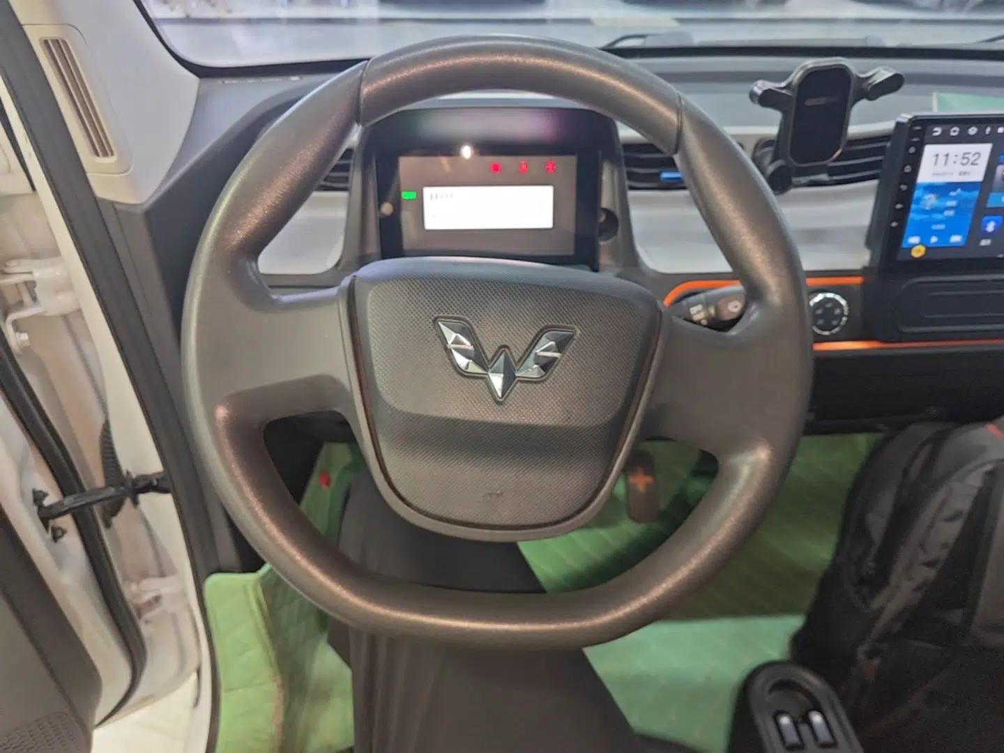 Wuling Hongguang MINIEV 2022 Easy Version Lithium Iron Phosphate — миниатюра 13