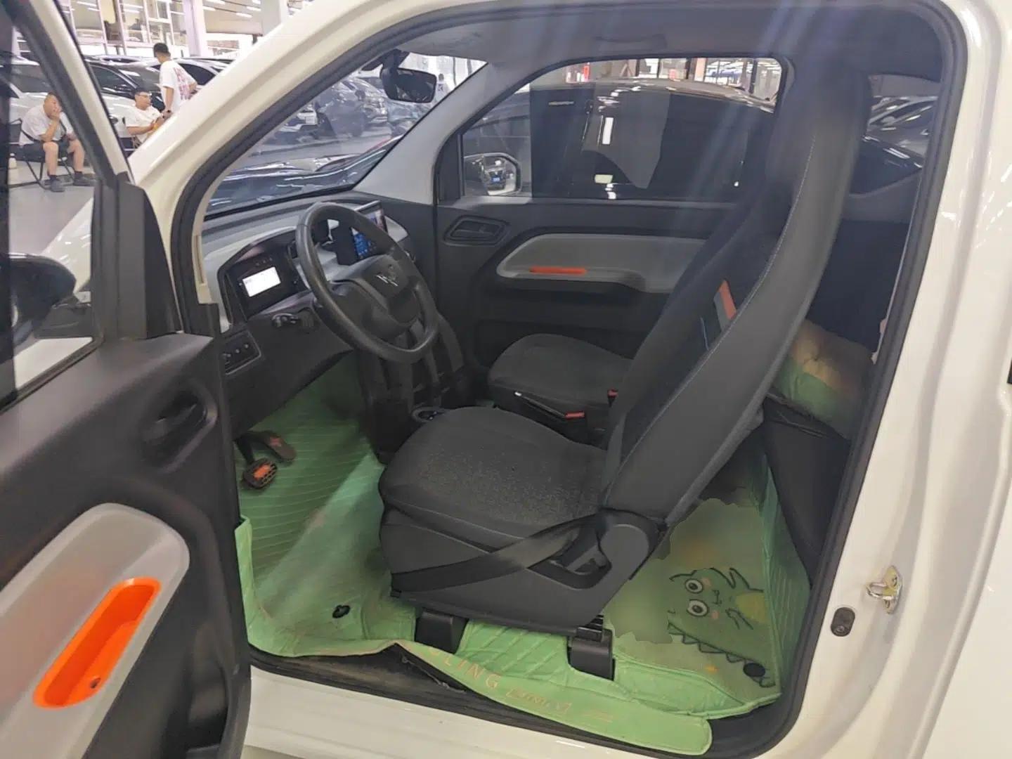 Wuling Hongguang MINIEV 2022 Easy Version Lithium Iron Phosphate — миниатюра 18