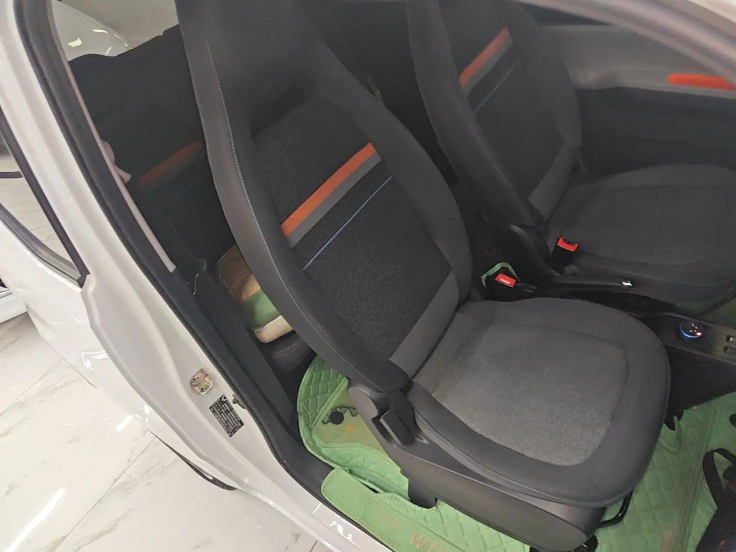 Wuling Hongguang MINIEV 2022 Easy Version Lithium Iron Phosphate — миниатюра 19