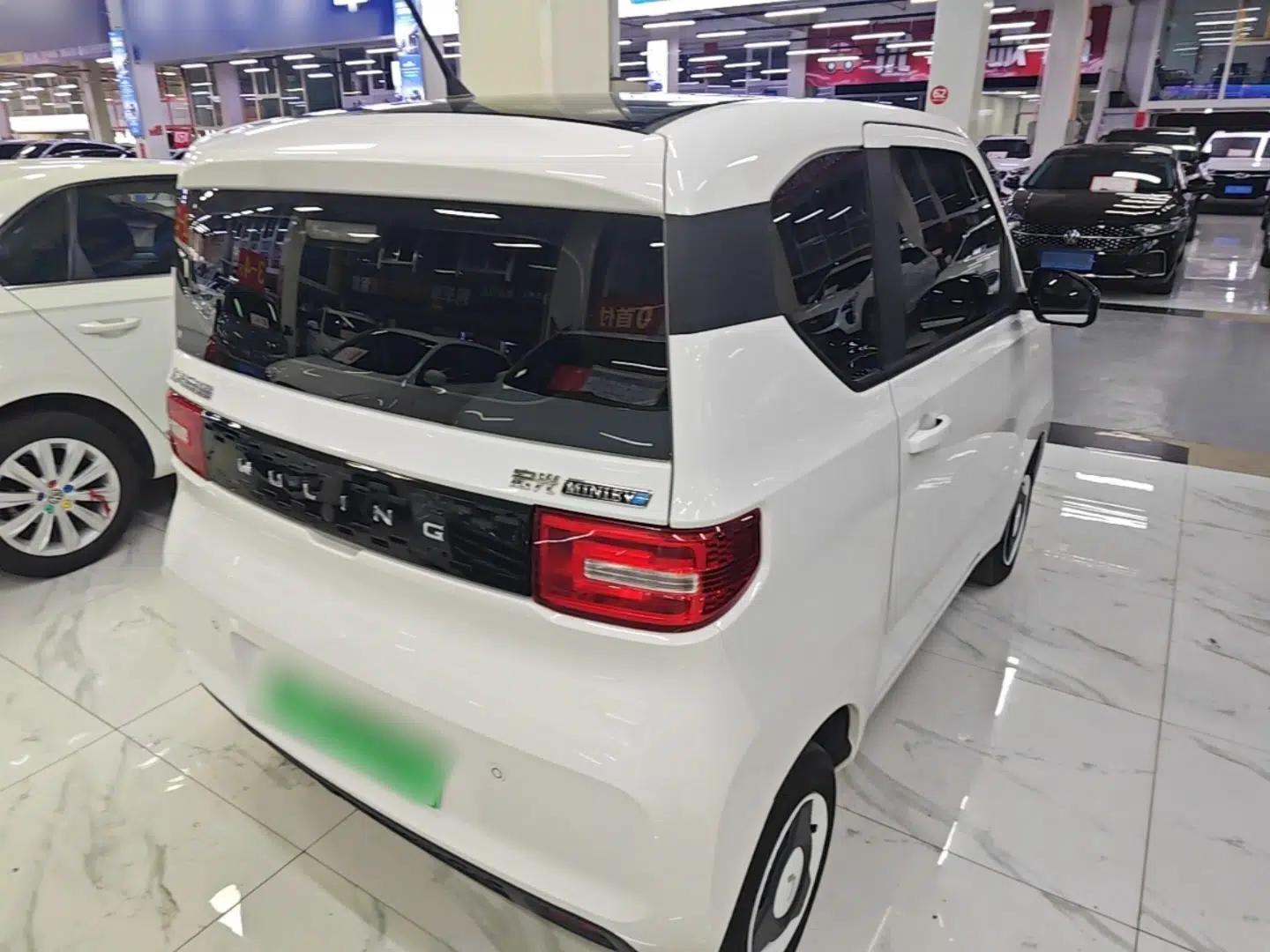 Wuling Hongguang MINIEV 2022 Easy Version Lithium Iron Phosphate — миниатюра 6