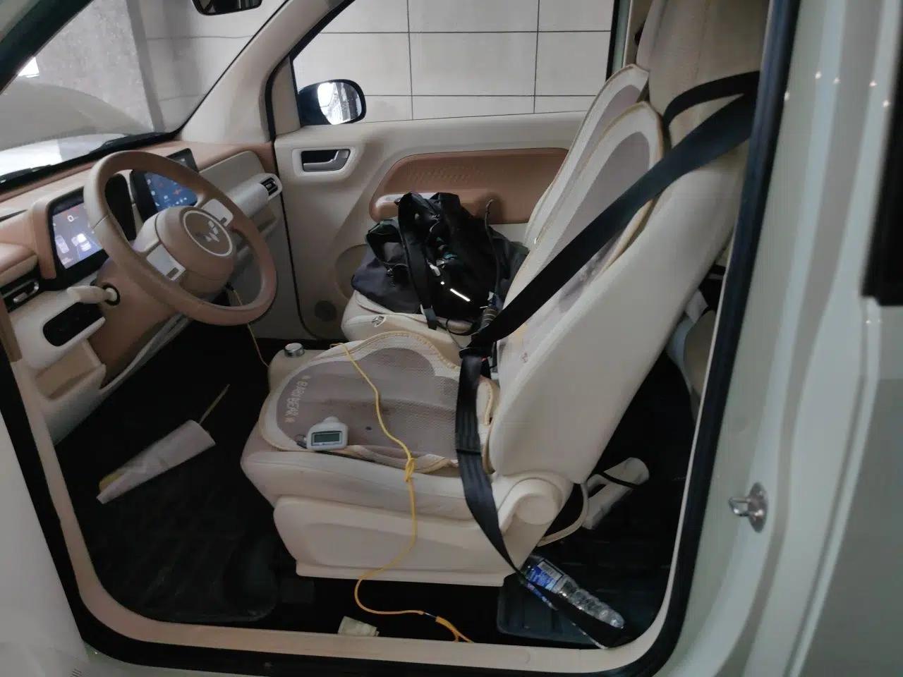 Wuling Hongguang MINIEV 2024 3rd Generation 170 km — миниатюра 15