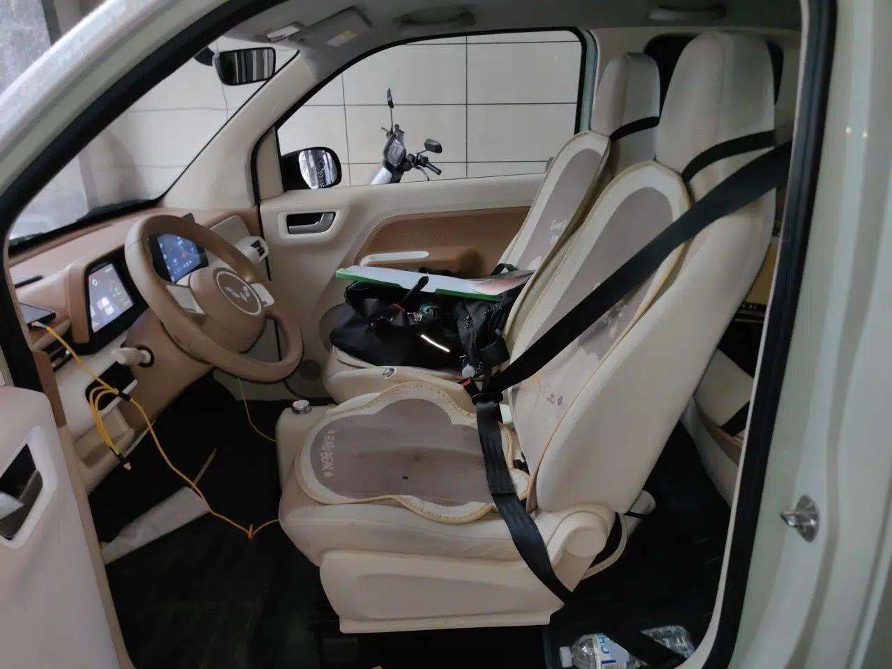 Wuling Hongguang MINIEV 2024 3rd Generation 170 km — миниатюра 17