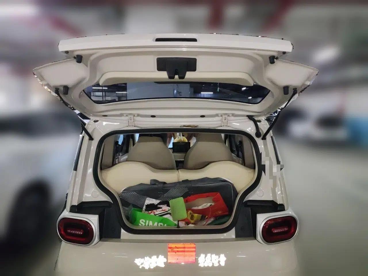 Wuling Hongguang MINIEV 2024 3rd Generation 215km Youth Edition — миниатюра 16