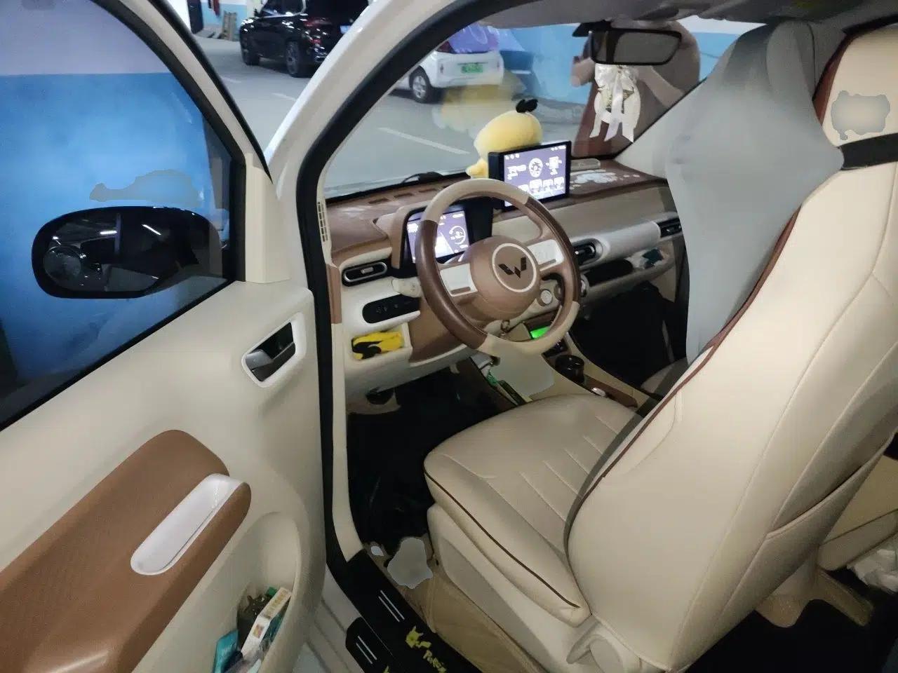 Wuling Hongguang MINIEV 2024 3rd Generation 215km Youth Edition — миниатюра 19