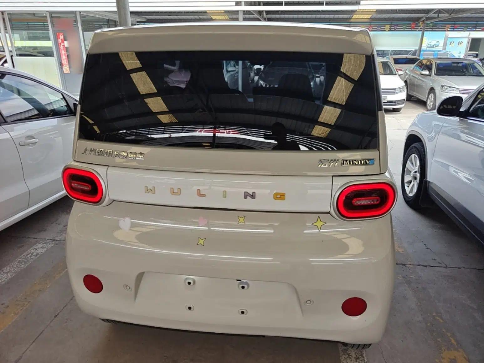 Wuling Hongguang MINIEV 2024 3rd Generation 215km Youth Edition — миниатюра 5