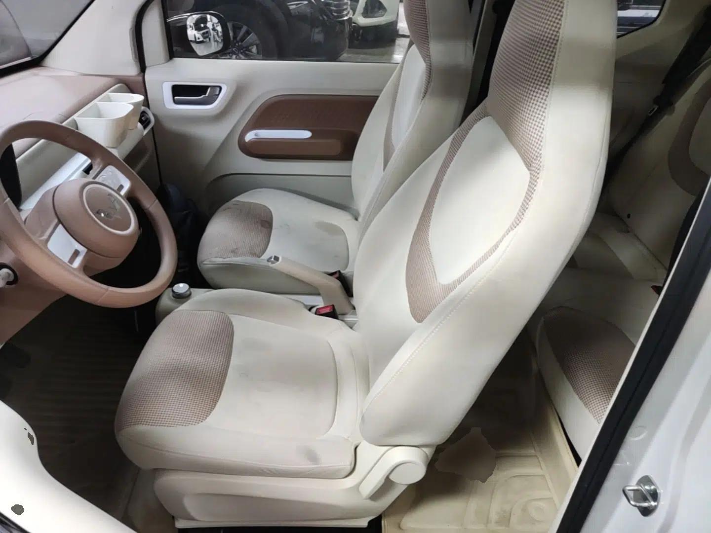 Wuling Hongguang MINIEV 2024 3rd Generation 215km Youth Edition — миниатюра 17