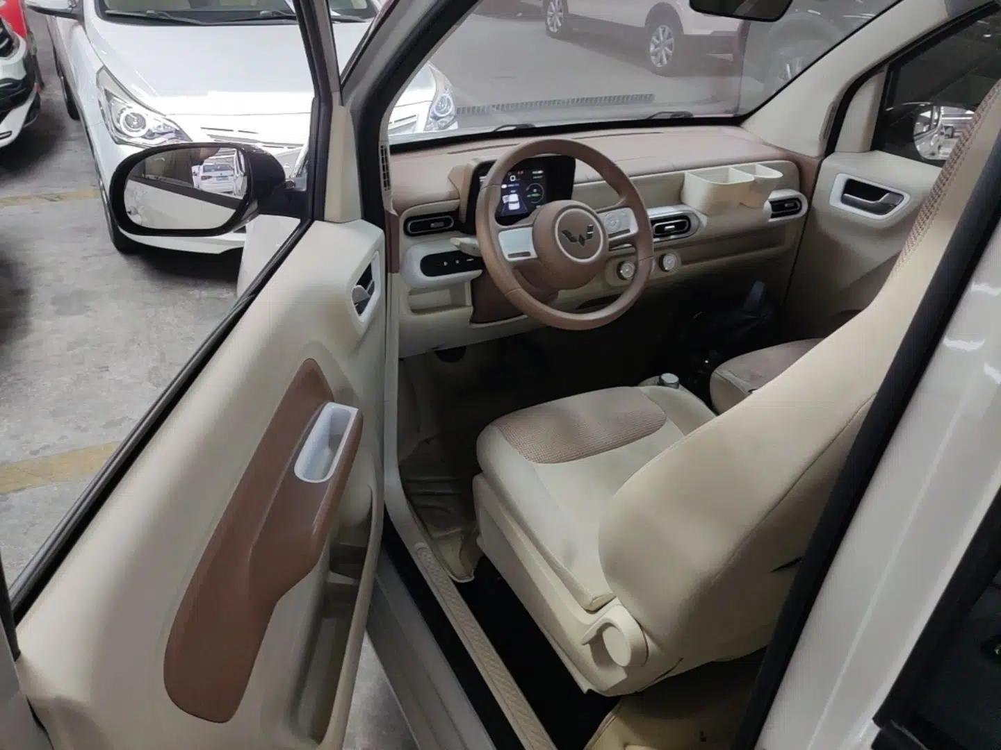 Wuling Hongguang MINIEV 2024 3rd Generation 215km Youth Edition — миниатюра 18