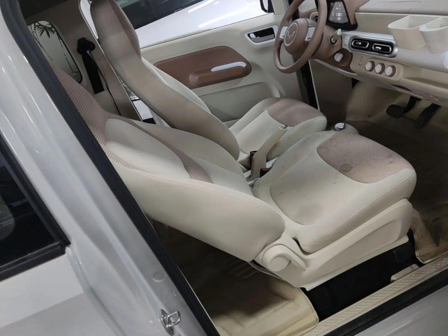 Wuling Hongguang MINIEV 2024 3rd Generation 215km Youth Edition — миниатюра 19