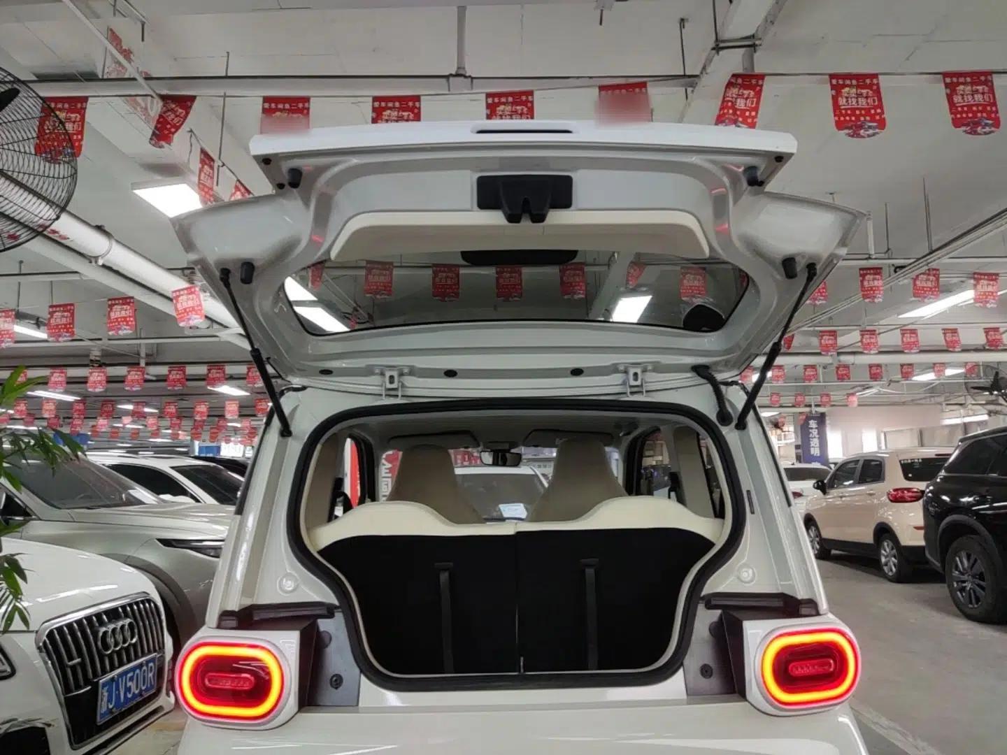 Wuling Hongguang MINIEV 2024 3rd Generation 215km Youth Edition — миниатюра 22
