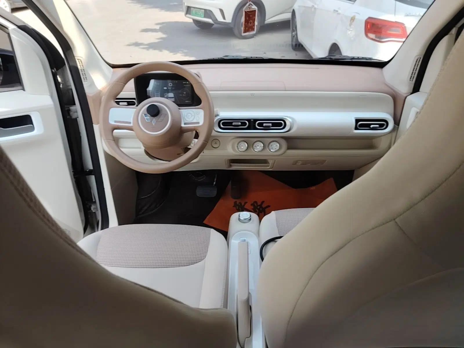 Wuling Hongguang MINIEV 2024 3rd Generation 215km Youth Edition — миниатюра 12