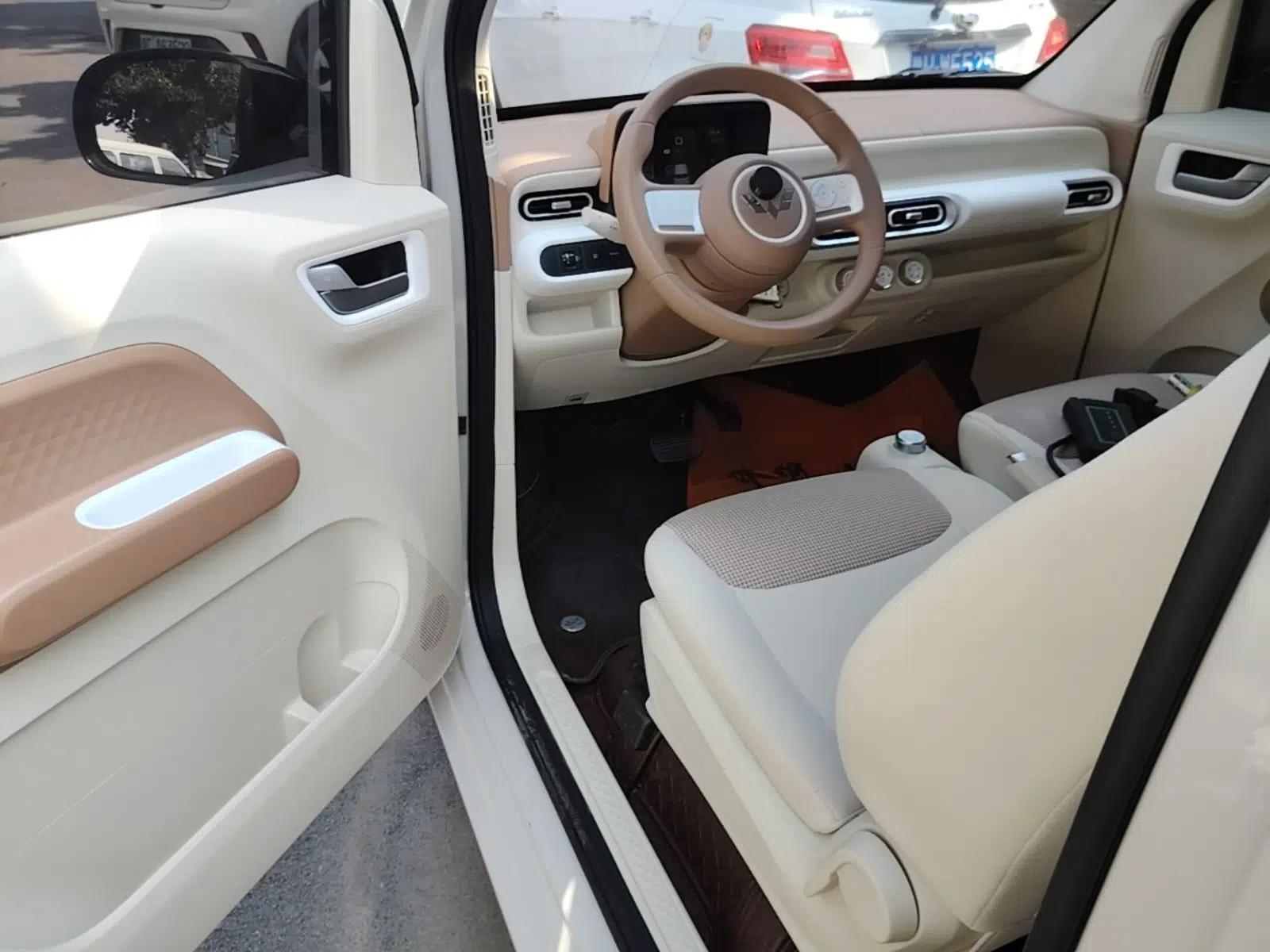 Wuling Hongguang MINIEV 2024 3rd Generation 215km Youth Edition — миниатюра 18