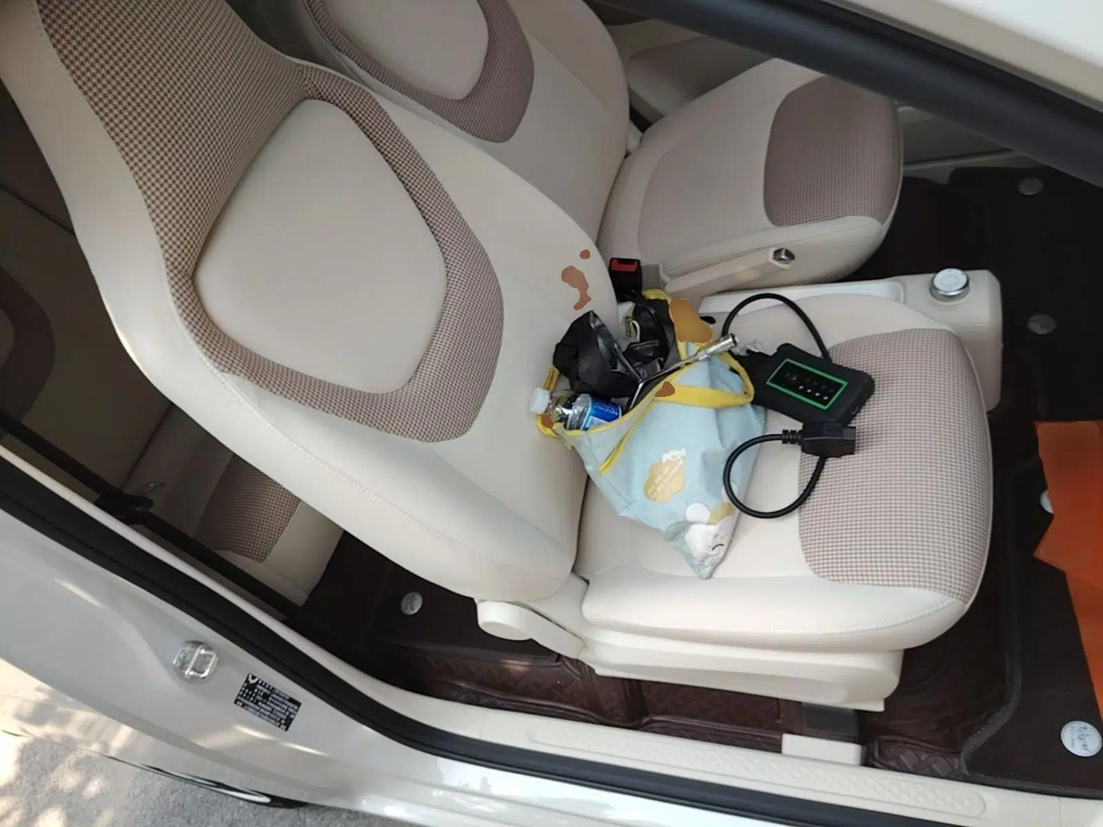Wuling Hongguang MINIEV 2024 3rd Generation 215km Youth Edition — миниатюра 19