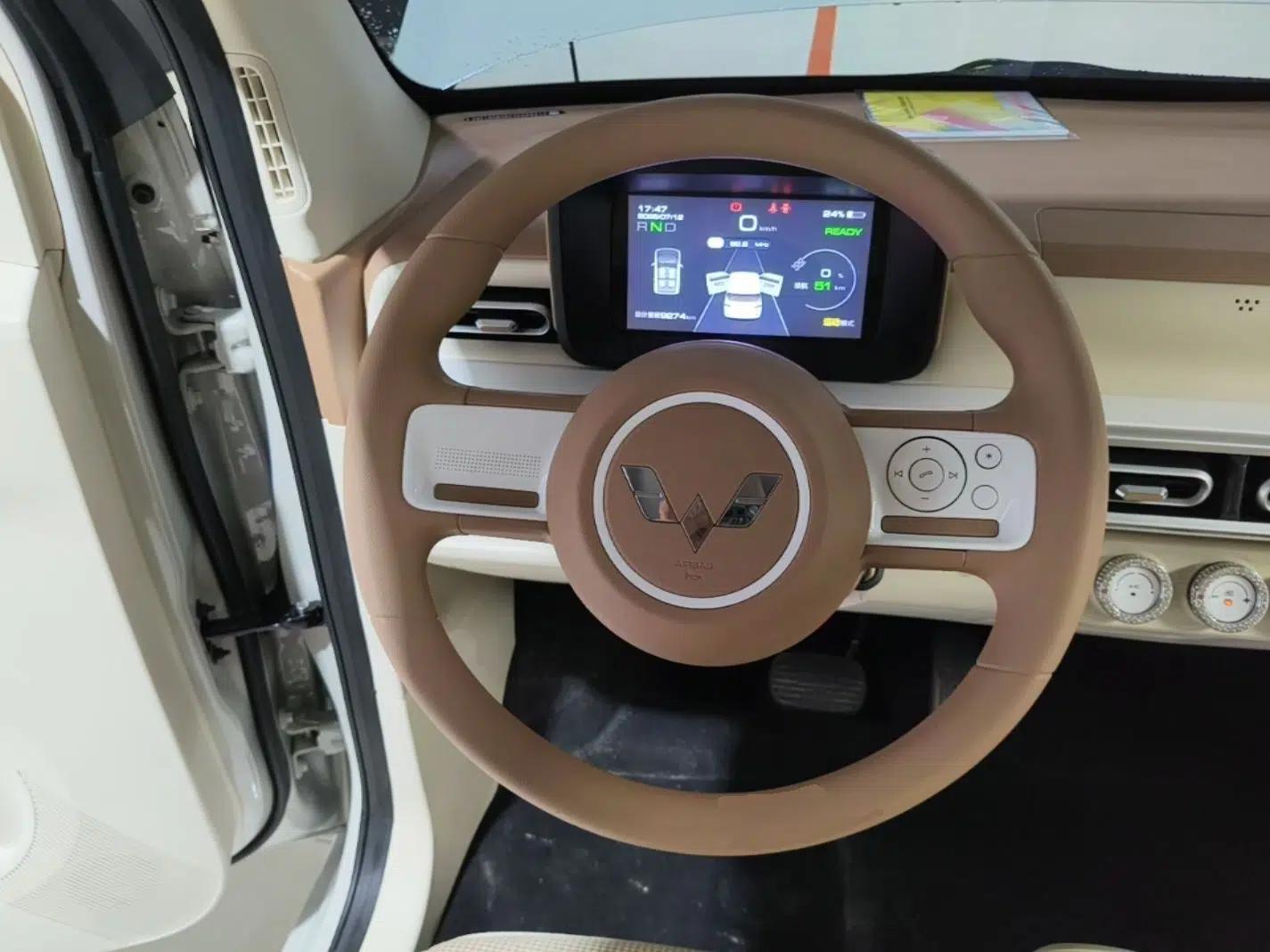 Wuling Hongguang MINIEV 2024 3rd Generation 215km Youth Edition — миниатюра 13