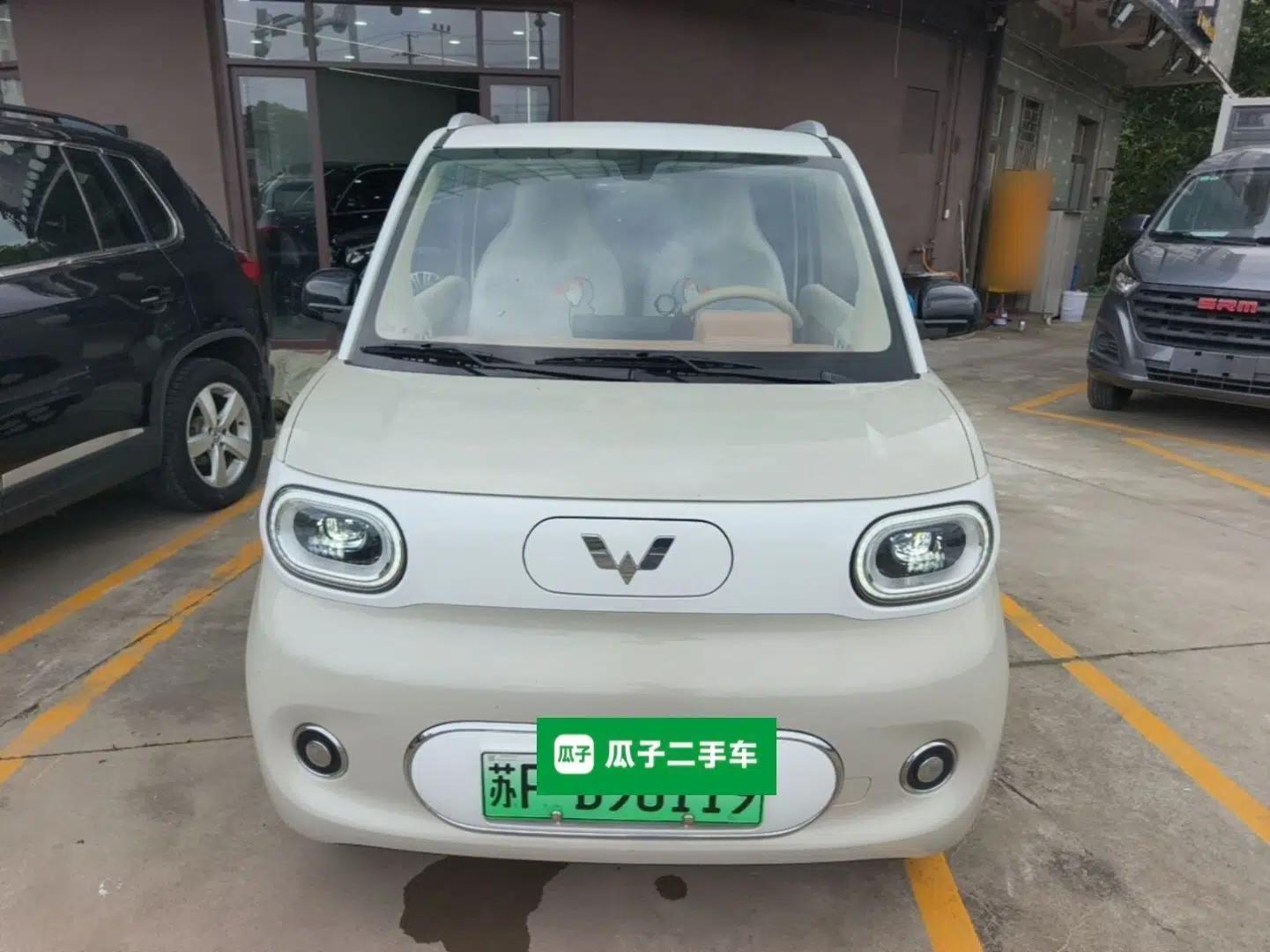 Wuling Hongguang MINIEV 2024 3rd Generation 215km Advanced Version — миниатюра 2