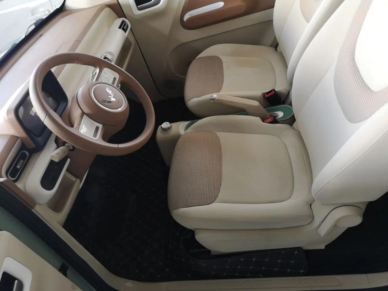 Wuling Hongguang MINIEV 2024 3rd Generation 215km Youth Edition — миниатюра 17