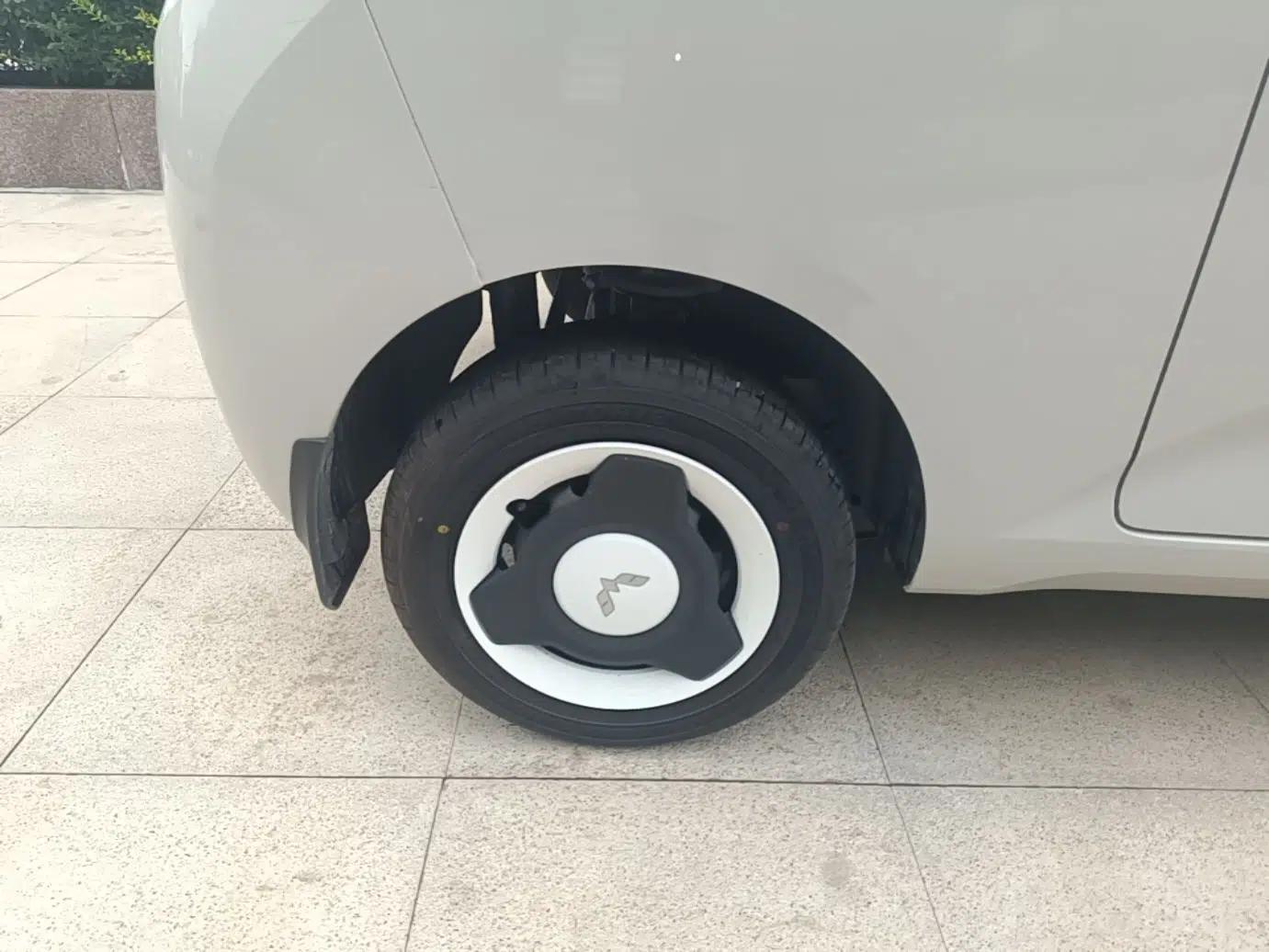 Wuling Hongguang MINIEV 2024 3rd Generation 215km Youth Edition — миниатюра 11
