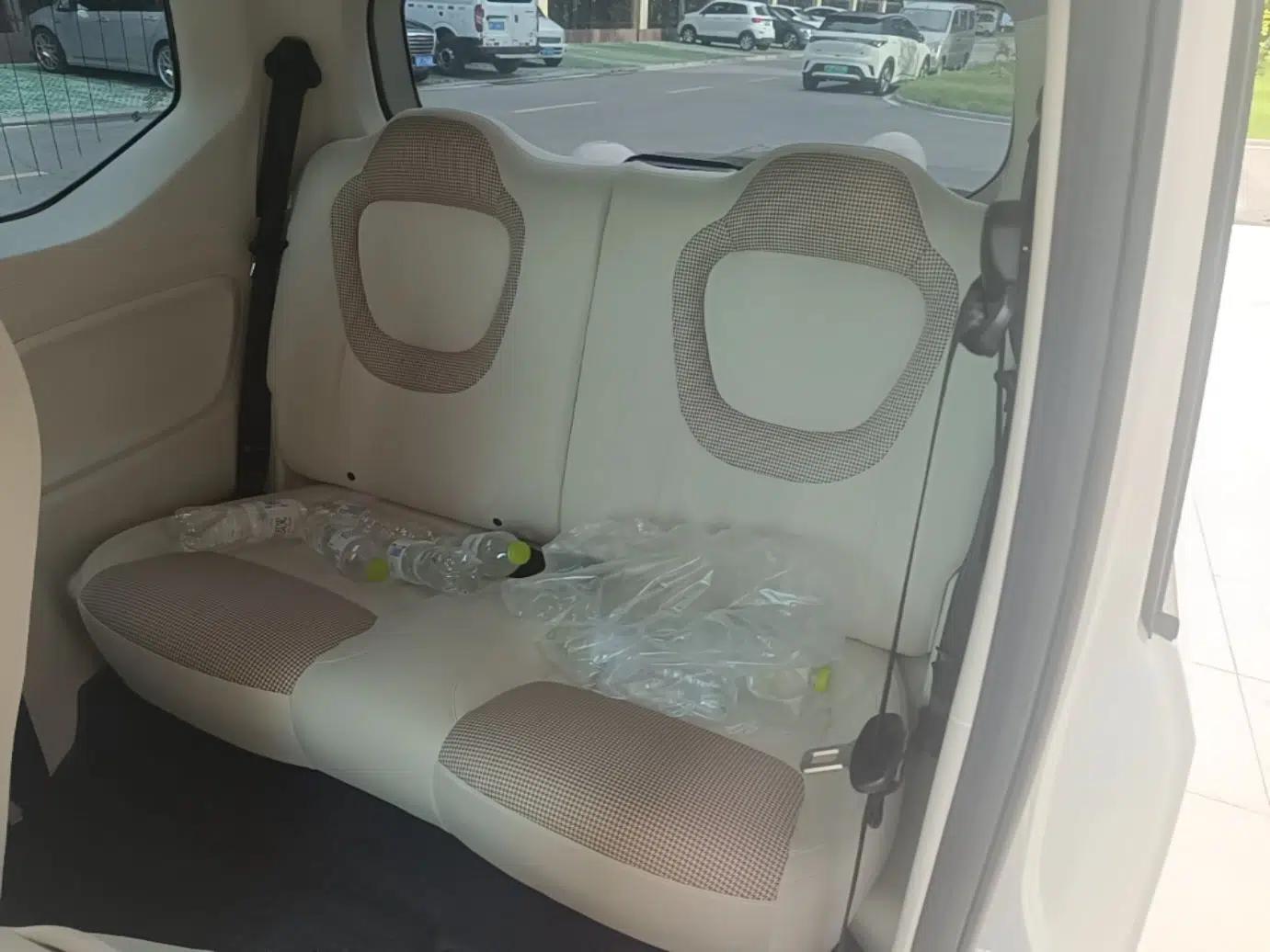 Wuling Hongguang MINIEV 2024 3rd Generation 215km Youth Edition — миниатюра 20