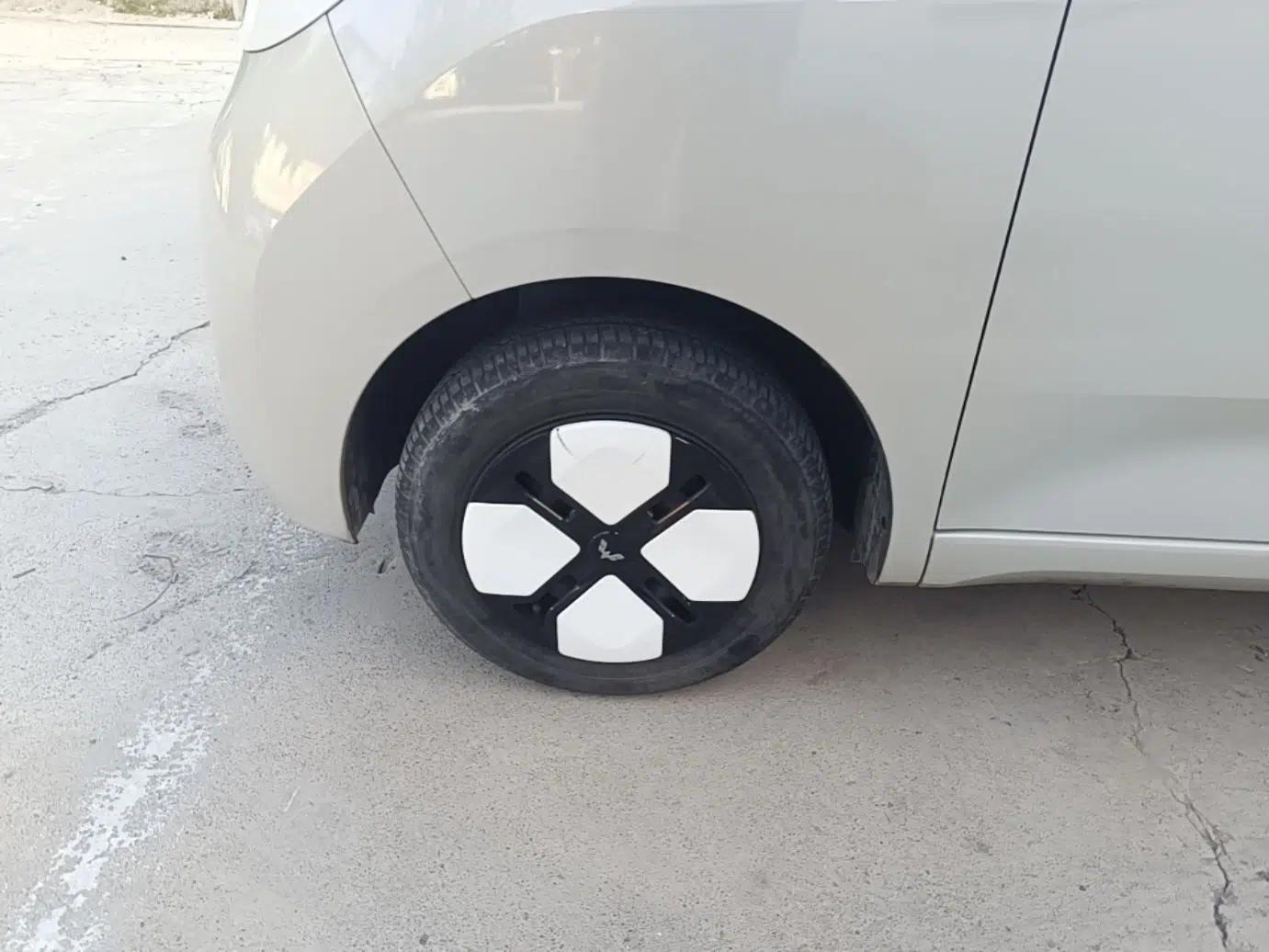 Wuling Hongguang MINIEV 2024 3rd Generation 215km Advanced Version — миниатюра 10
