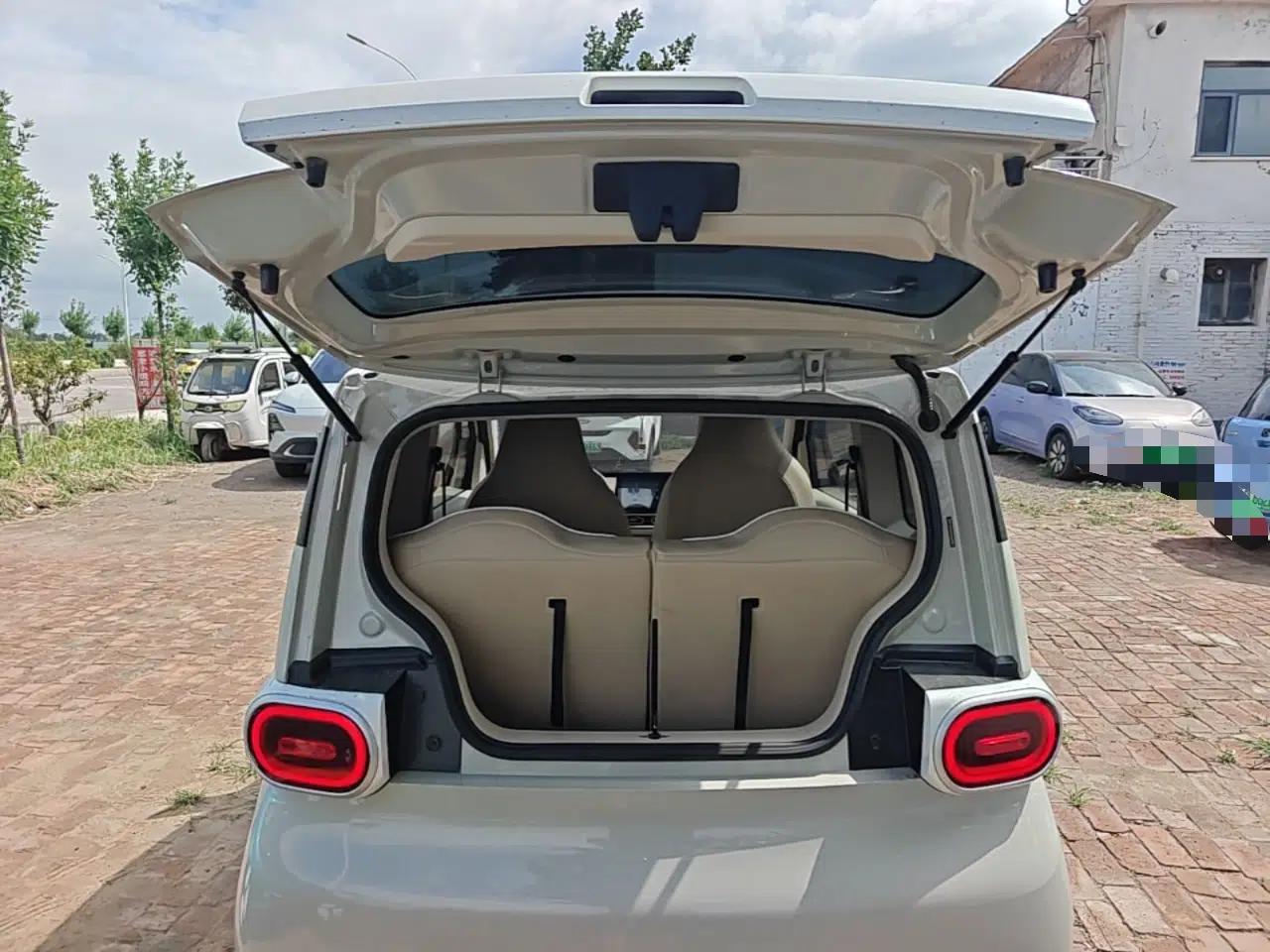 Wuling Hongguang MINIEV 2024 3rd Generation 215km Youth Edition — миниатюра 22