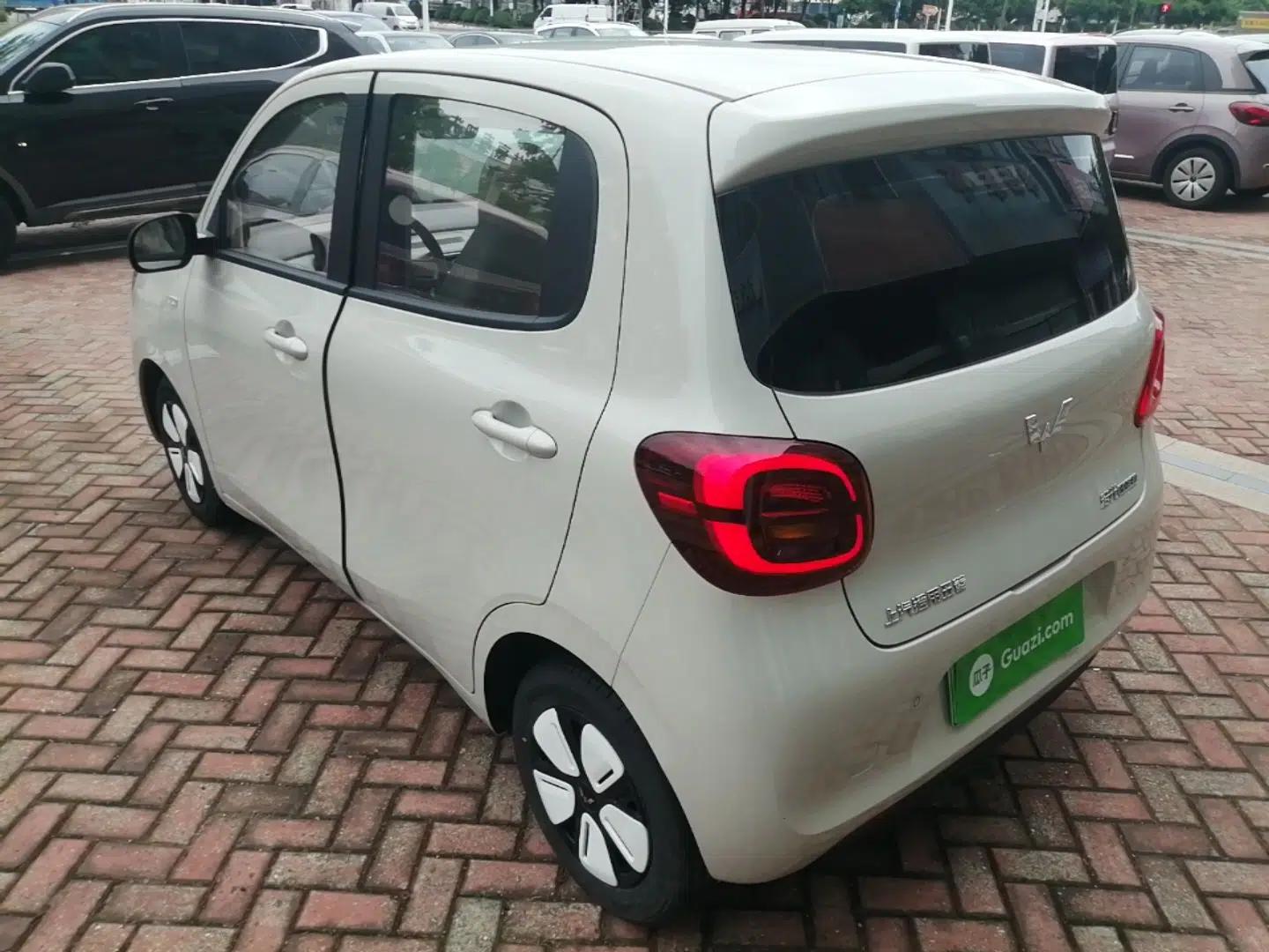 Wuling Hongguang MINIEV 2025 Four-Door Version Advanced Edition — миниатюра 4