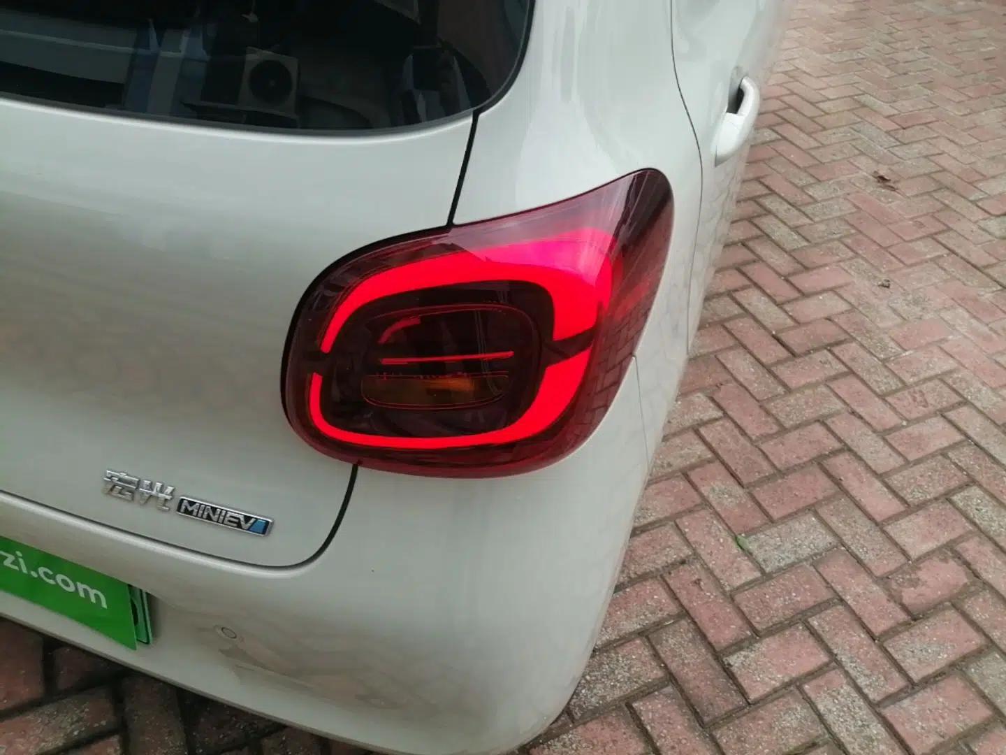 Wuling Hongguang MINIEV 2025 Four-Door Version Advanced Edition — миниатюра 9