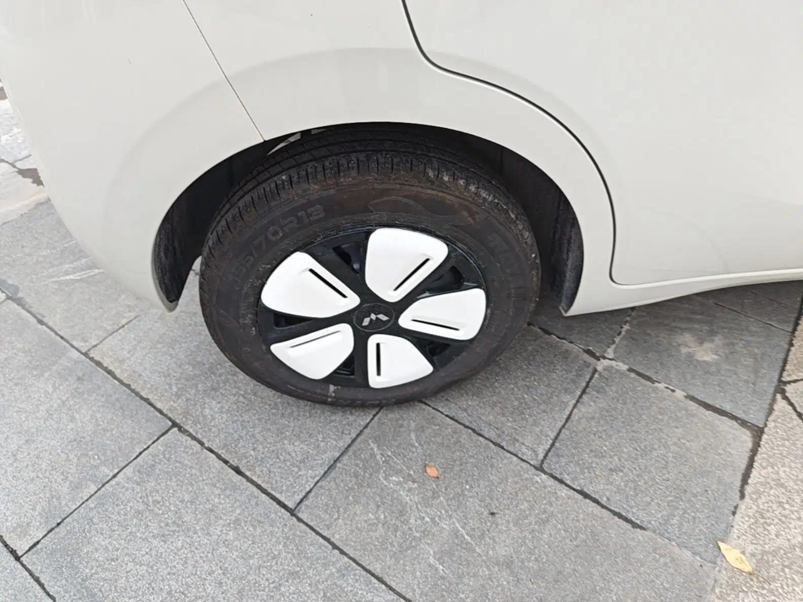 Wuling Hongguang MINIEV 2025 Four-Door Version Advanced Edition — миниатюра 11