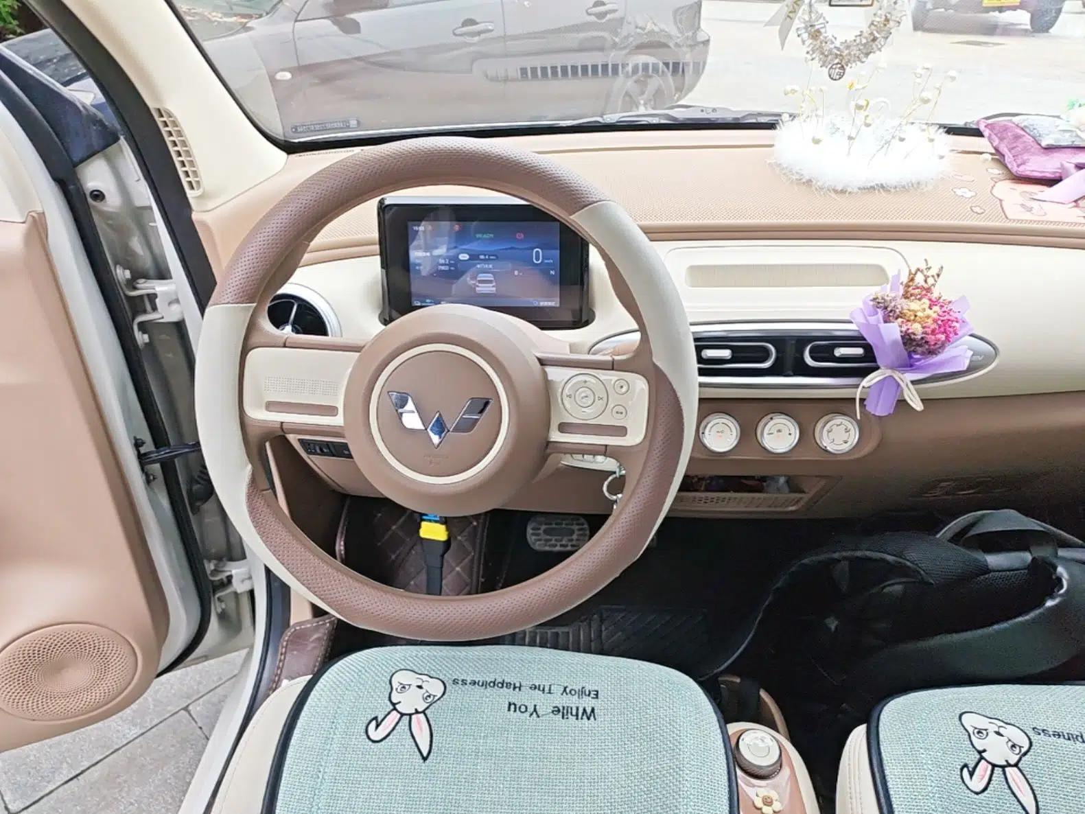 Wuling Hongguang MINIEV 2025 Four-Door Version Advanced Edition — миниатюра 15