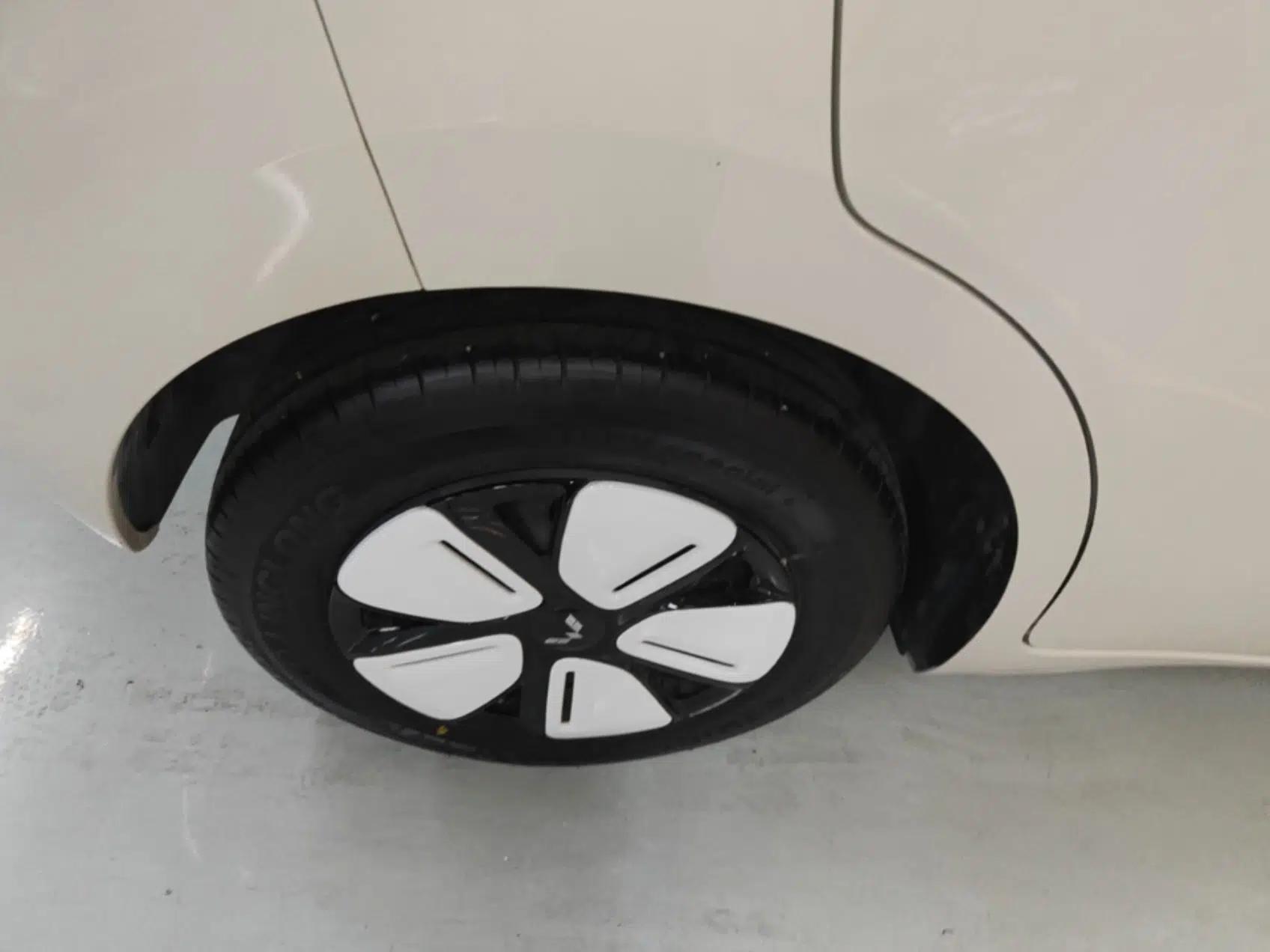 Wuling Hongguang MINIEV 2025 Four-Door Version Advanced Edition — миниатюра 11