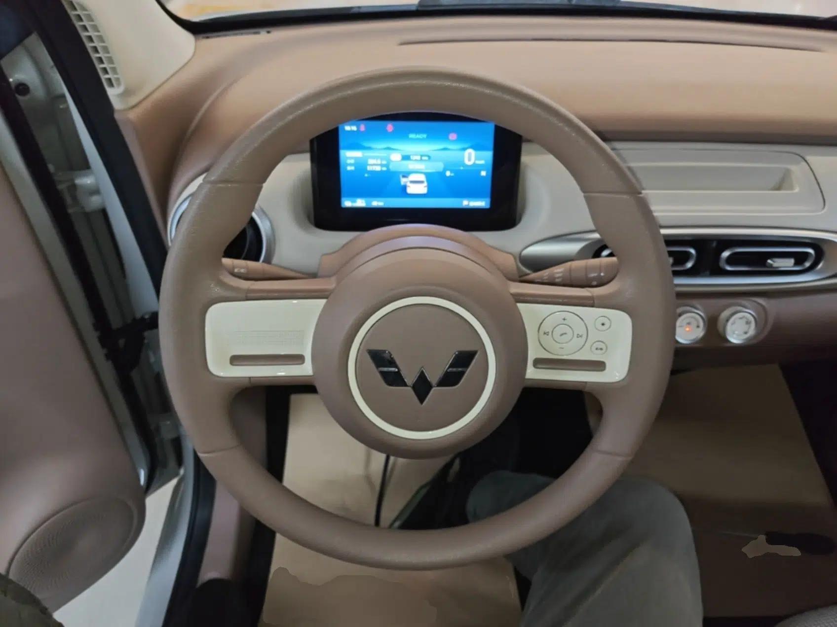 Wuling Hongguang MINIEV 2025 Four-Door Version Advanced Edition — миниатюра 13