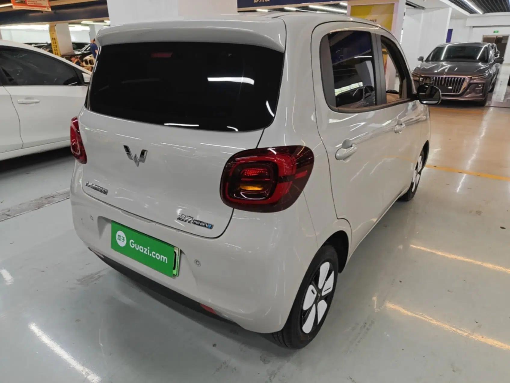 Wuling Hongguang MINIEV 2025 Four-Door Version Advanced Edition — миниатюра 6