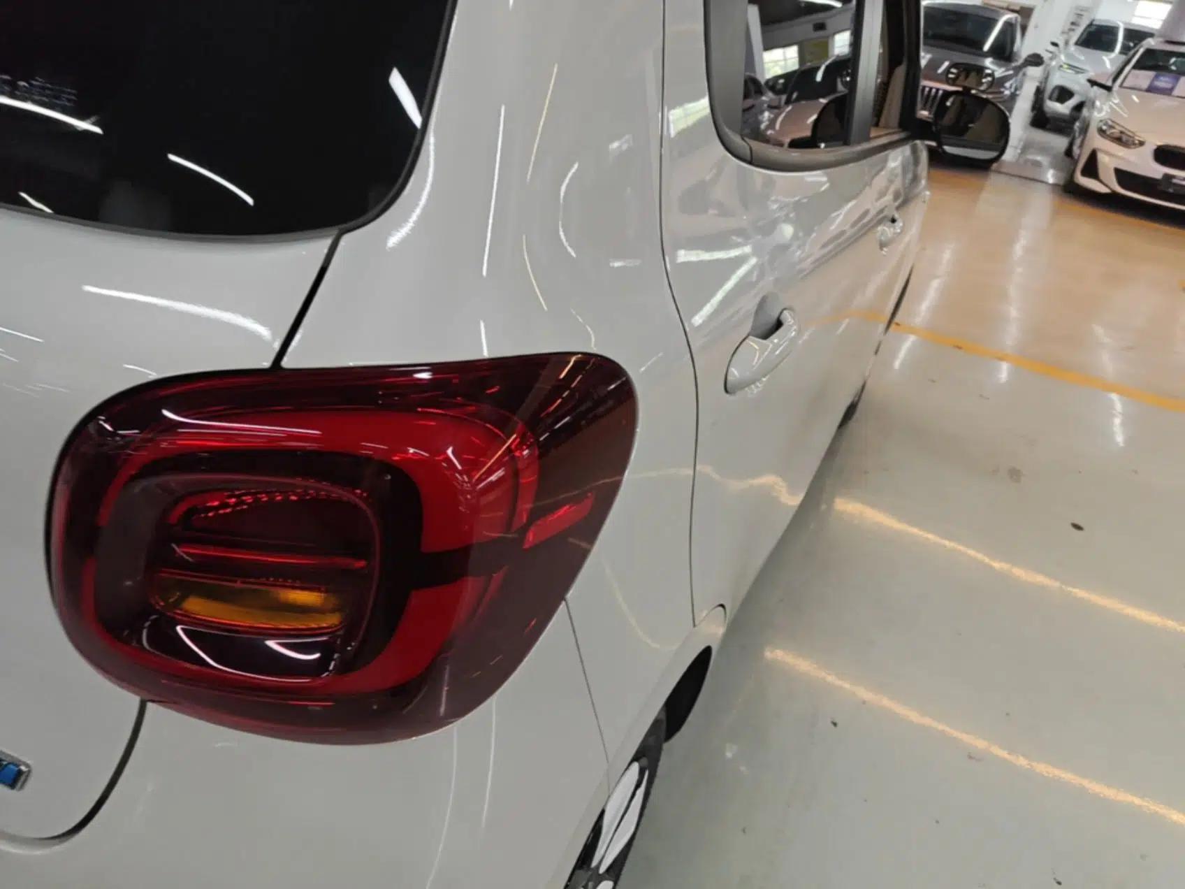Wuling Hongguang MINIEV 2025 Four-Door Version Advanced Edition — миниатюра 9