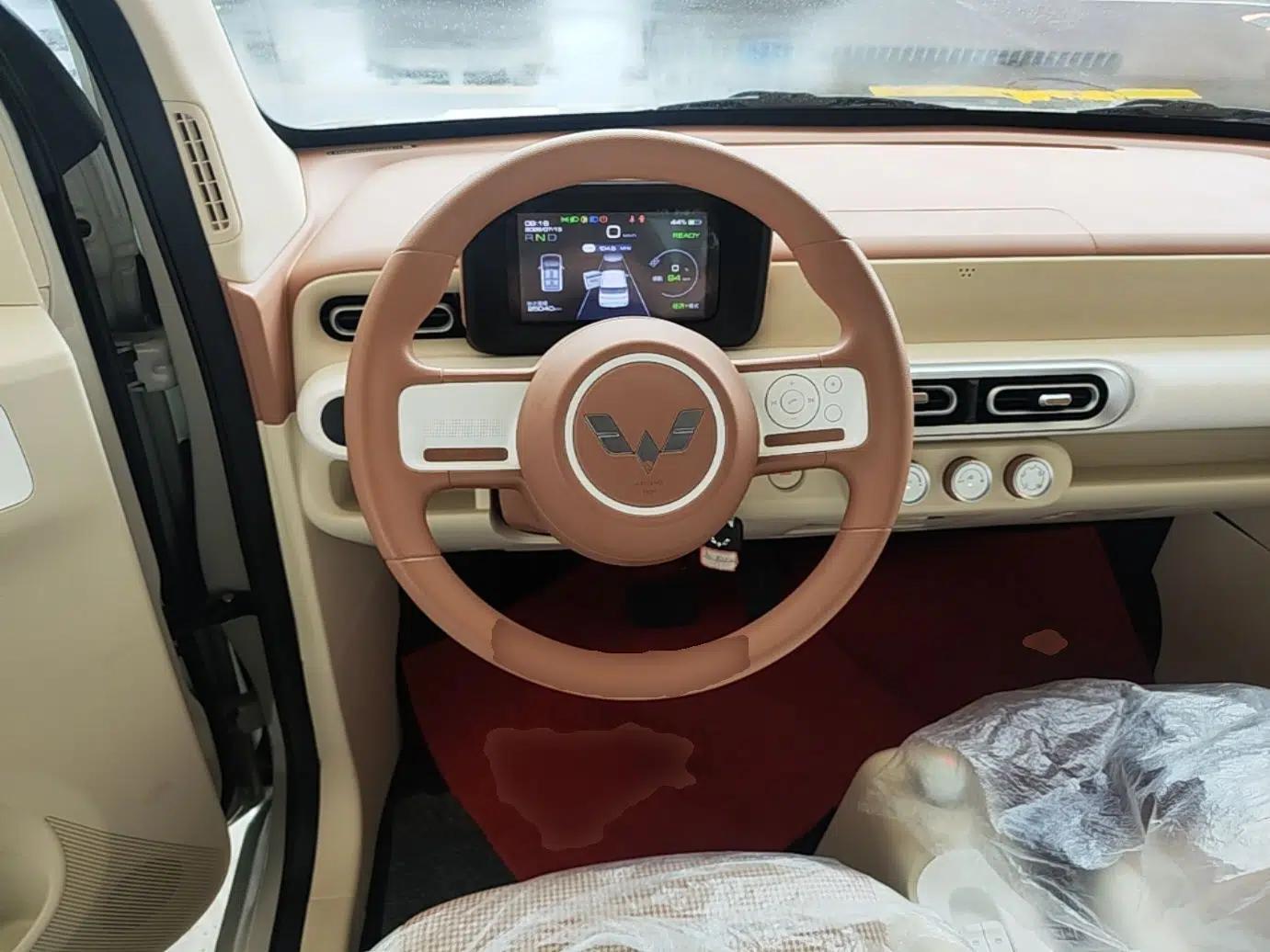 Wuling Hongguang MINIEV 2024 3rd Generation 215km Youth Edition — миниатюра 13