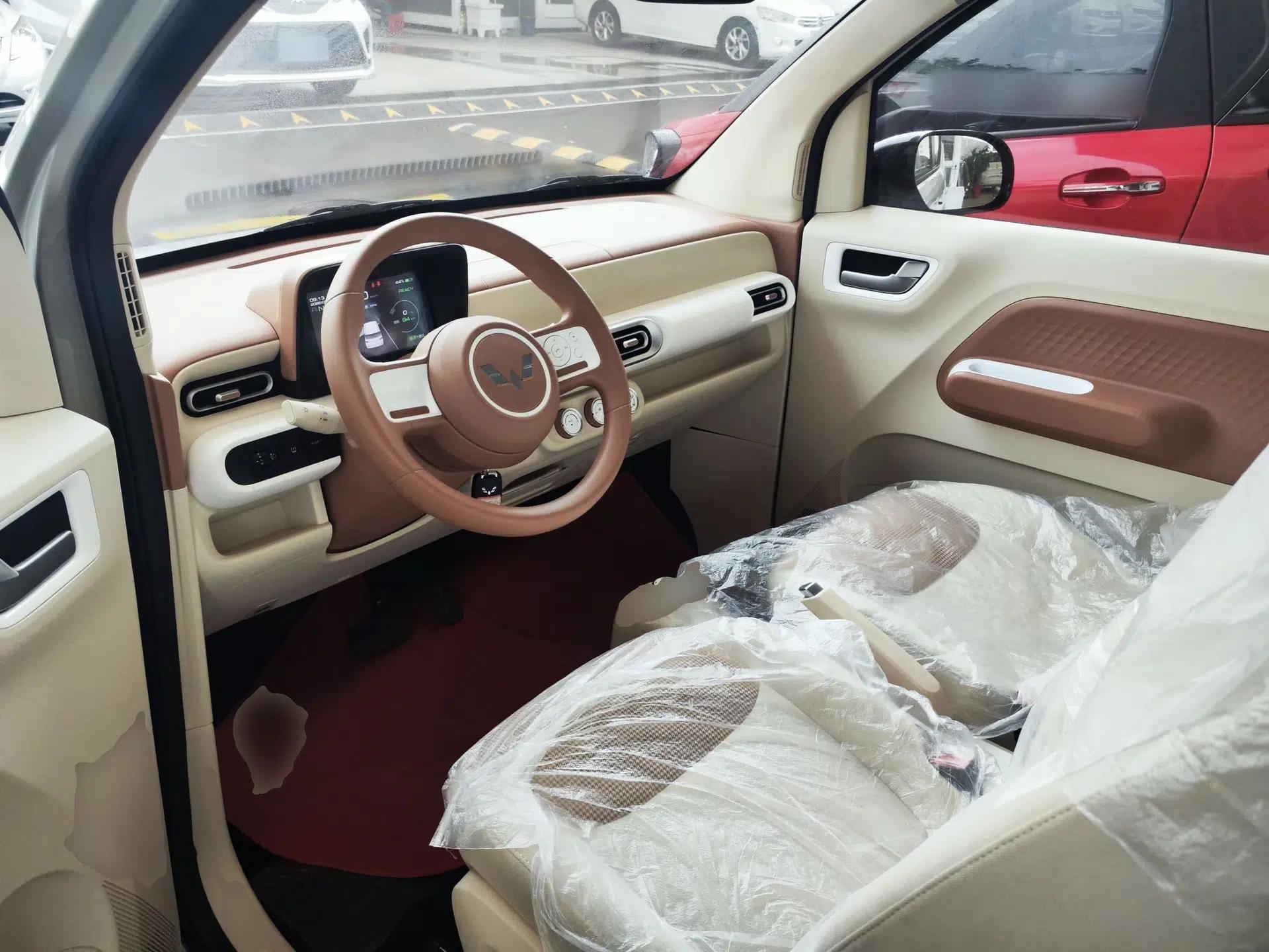 Wuling Hongguang MINIEV 2024 3rd Generation 215km Youth Edition — миниатюра 18