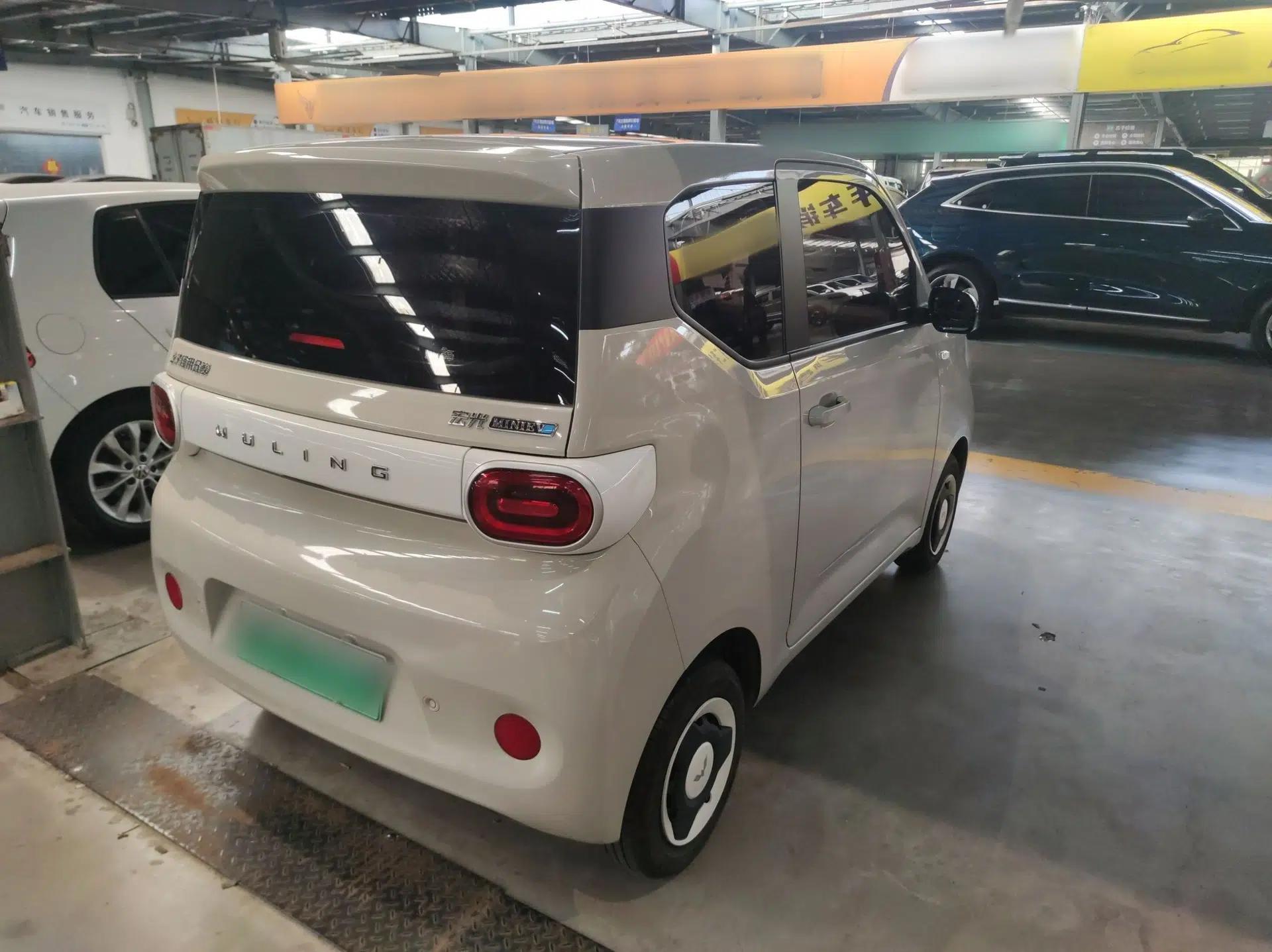 Wuling Hongguang MINIEV 2024 3rd Generation 215km Youth Edition — миниатюра 3