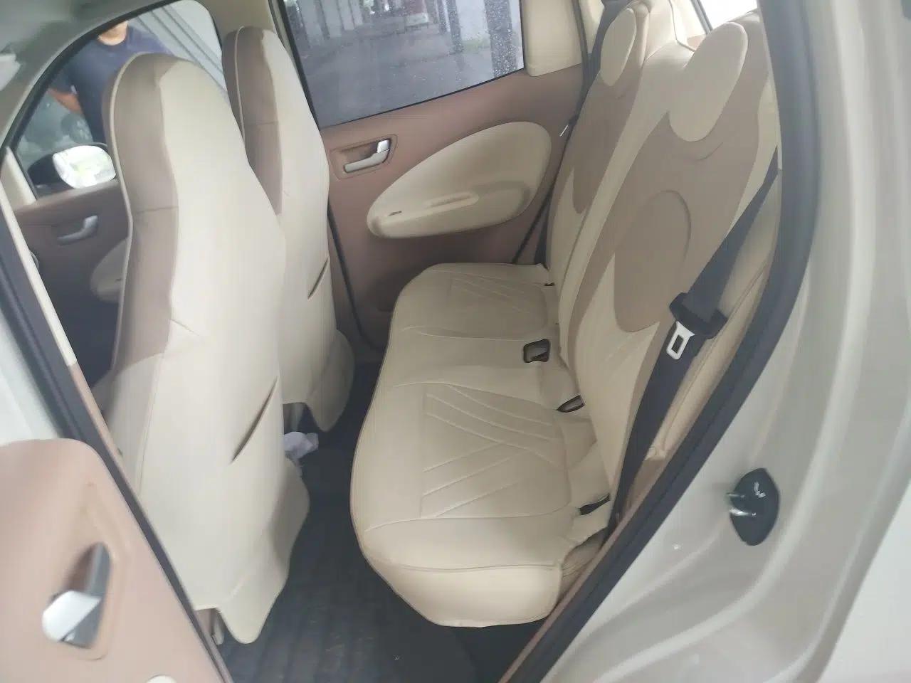 Wuling Hongguang MINIEV 2025 Four-Door Version Zhenxiang+ Edition — миниатюра 14